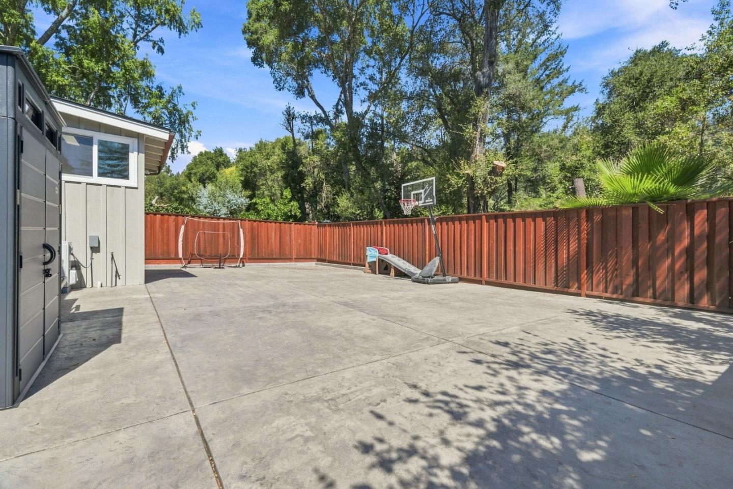 146 El Solyo Heights DR