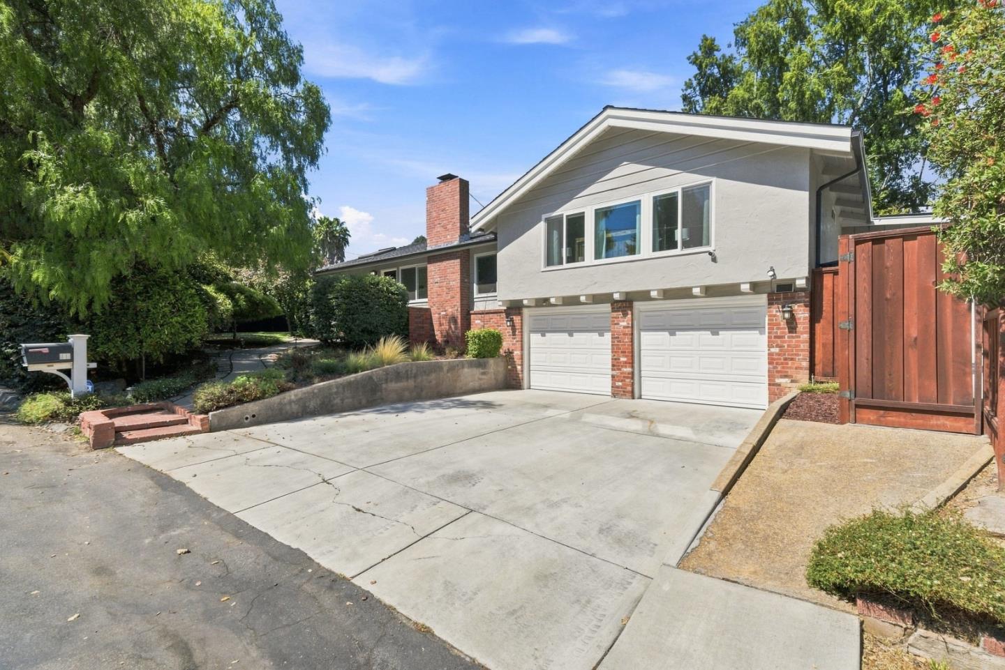 146 El Solyo Heights DR