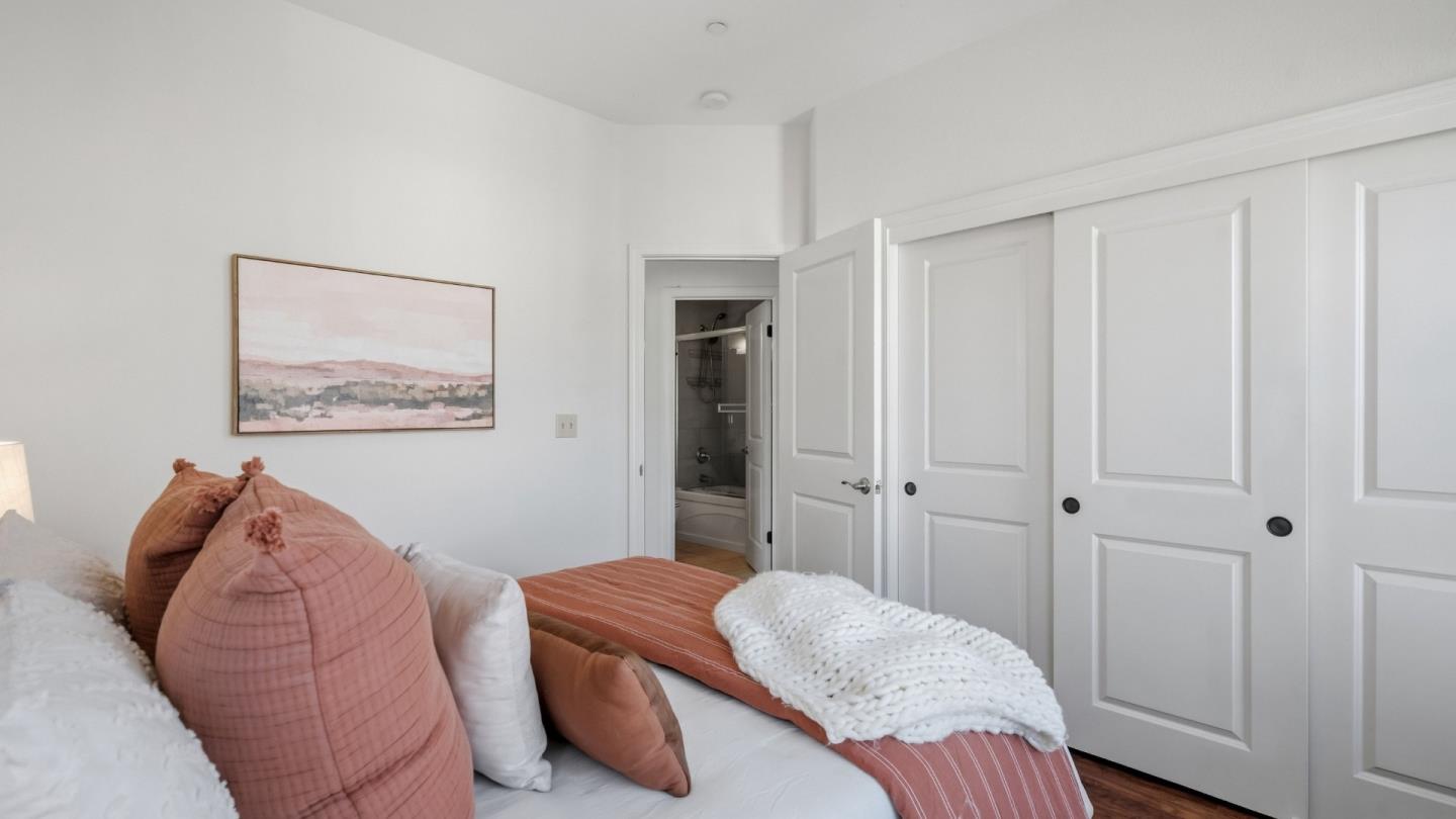 252 Cardiff PL