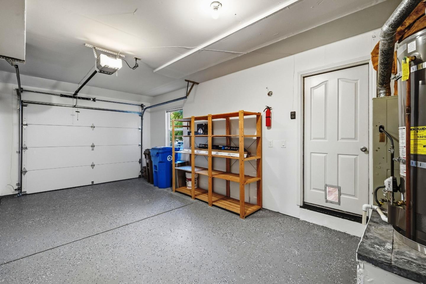 813 Isbel CT