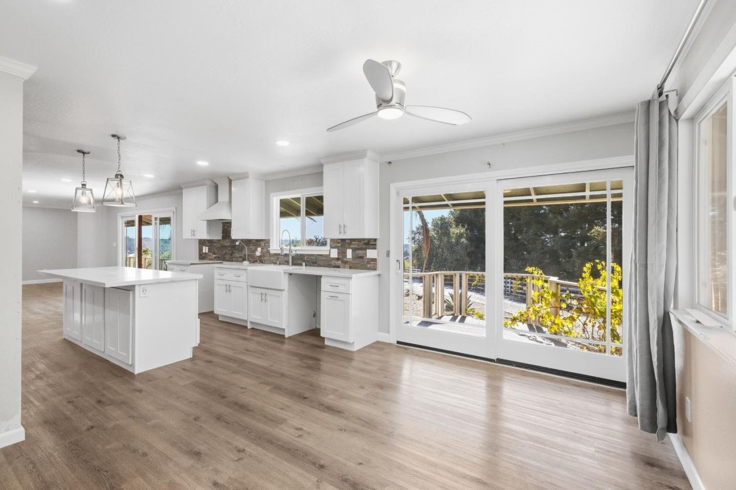 181 Spring View RD