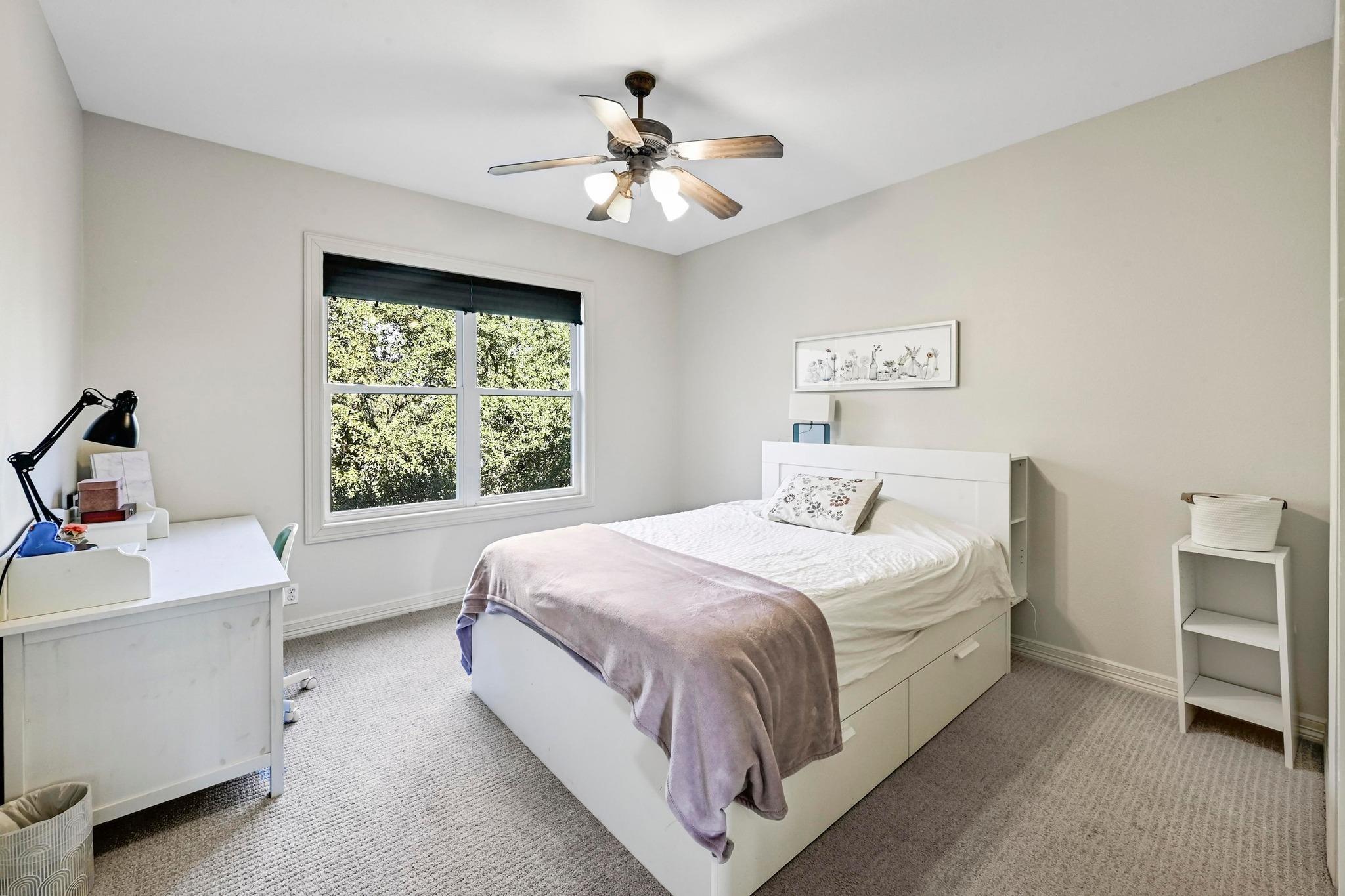 Gated Enclave in Eanes