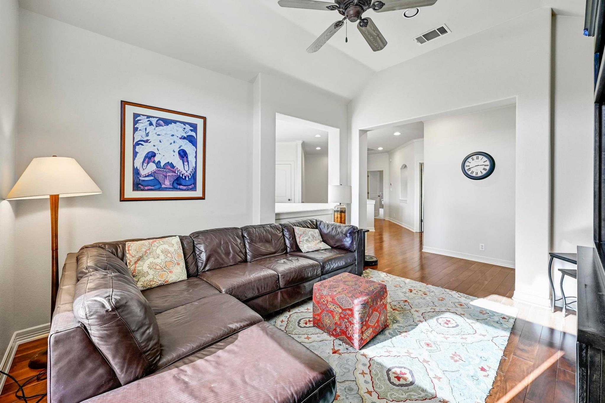 Gated Enclave in Eanes