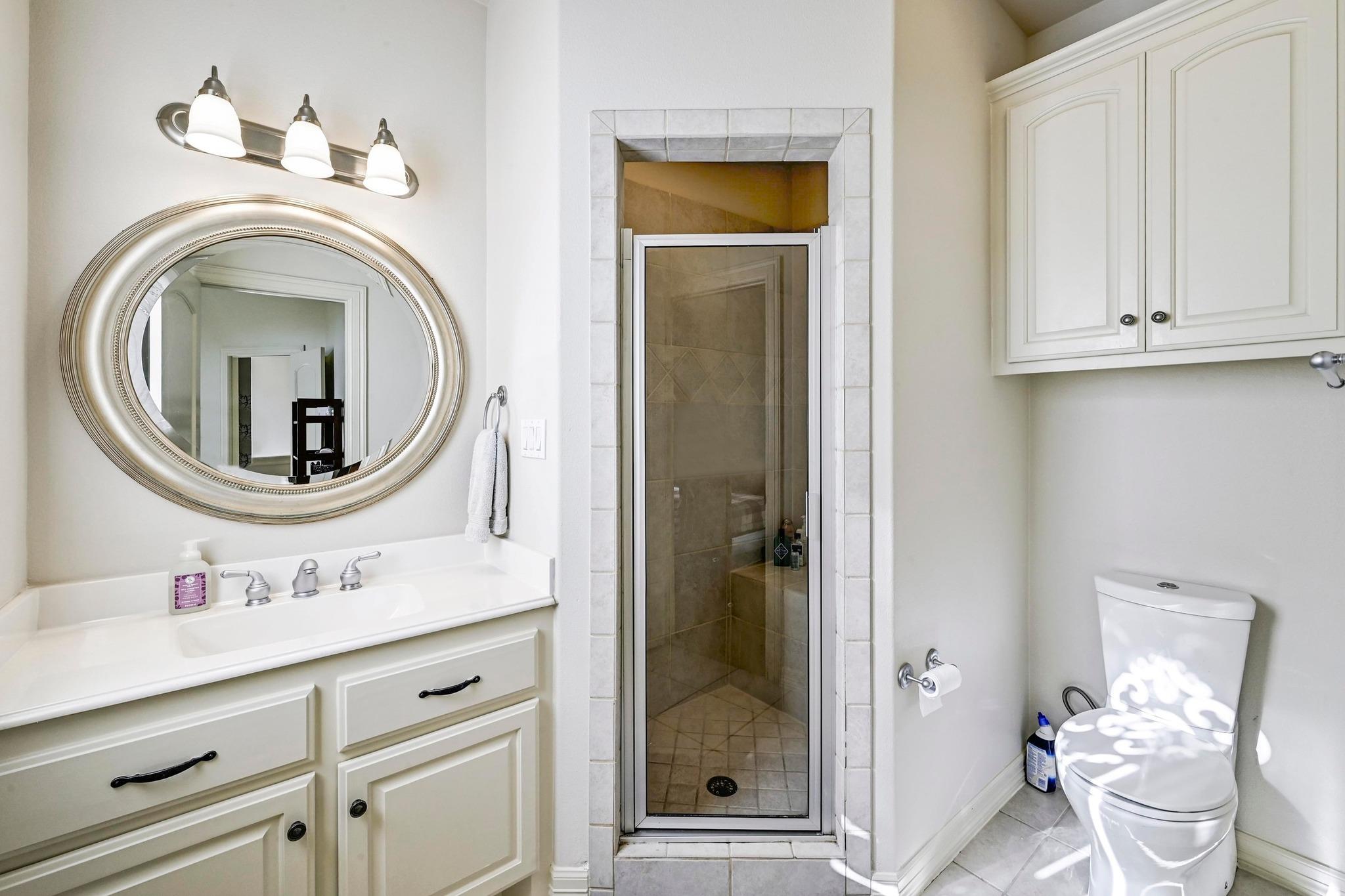 Gated Enclave in Eanes