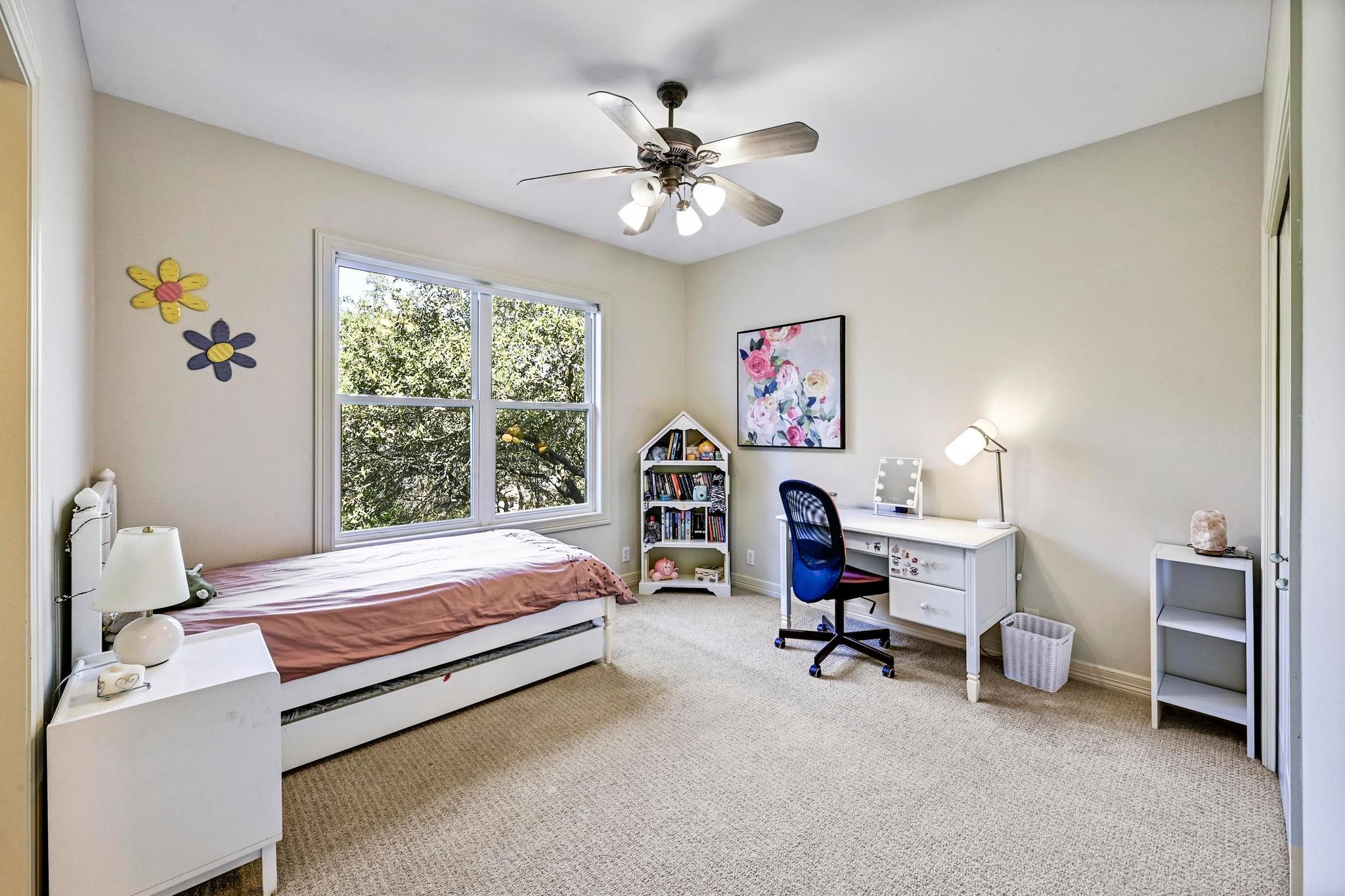 Gated Enclave in Eanes