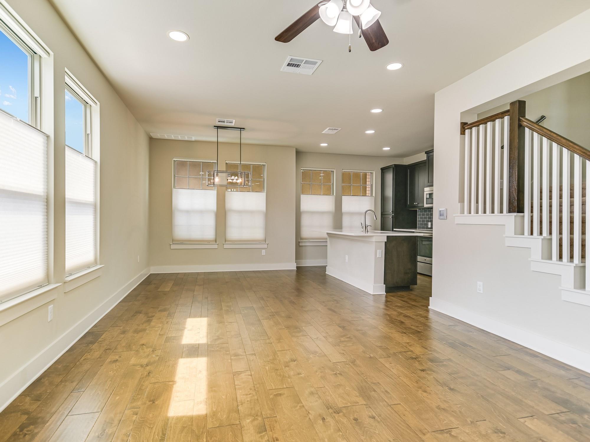 5309 William Holland Ave #8