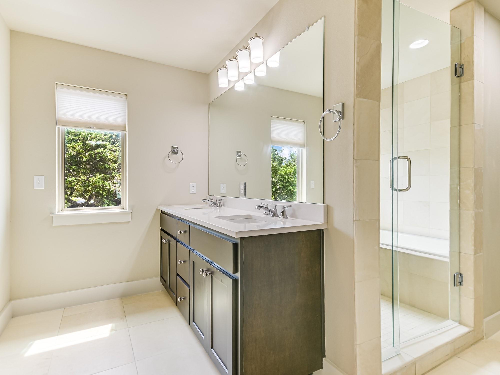 5309 William Holland Ave #8