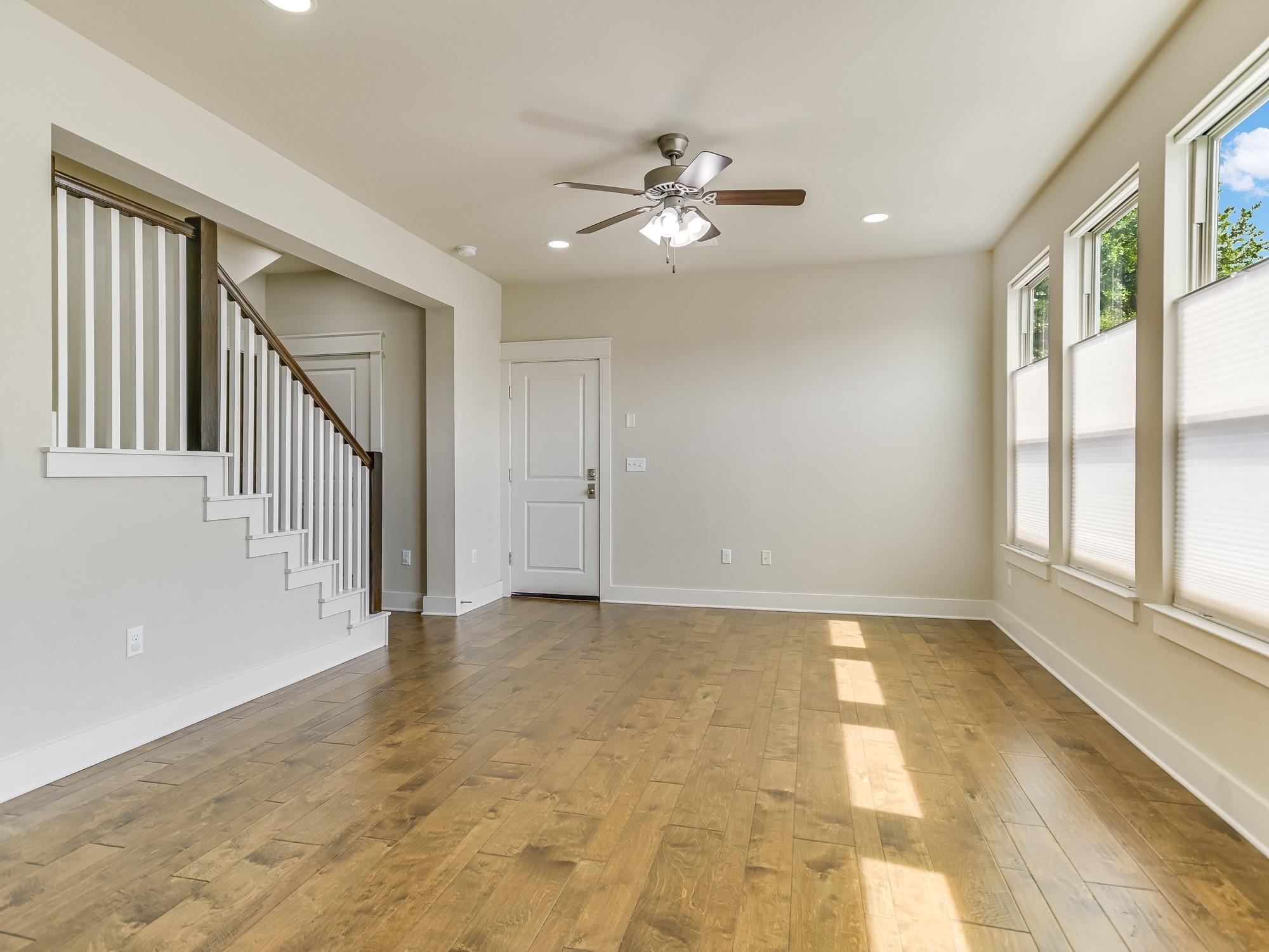 5309 William Holland Ave #8