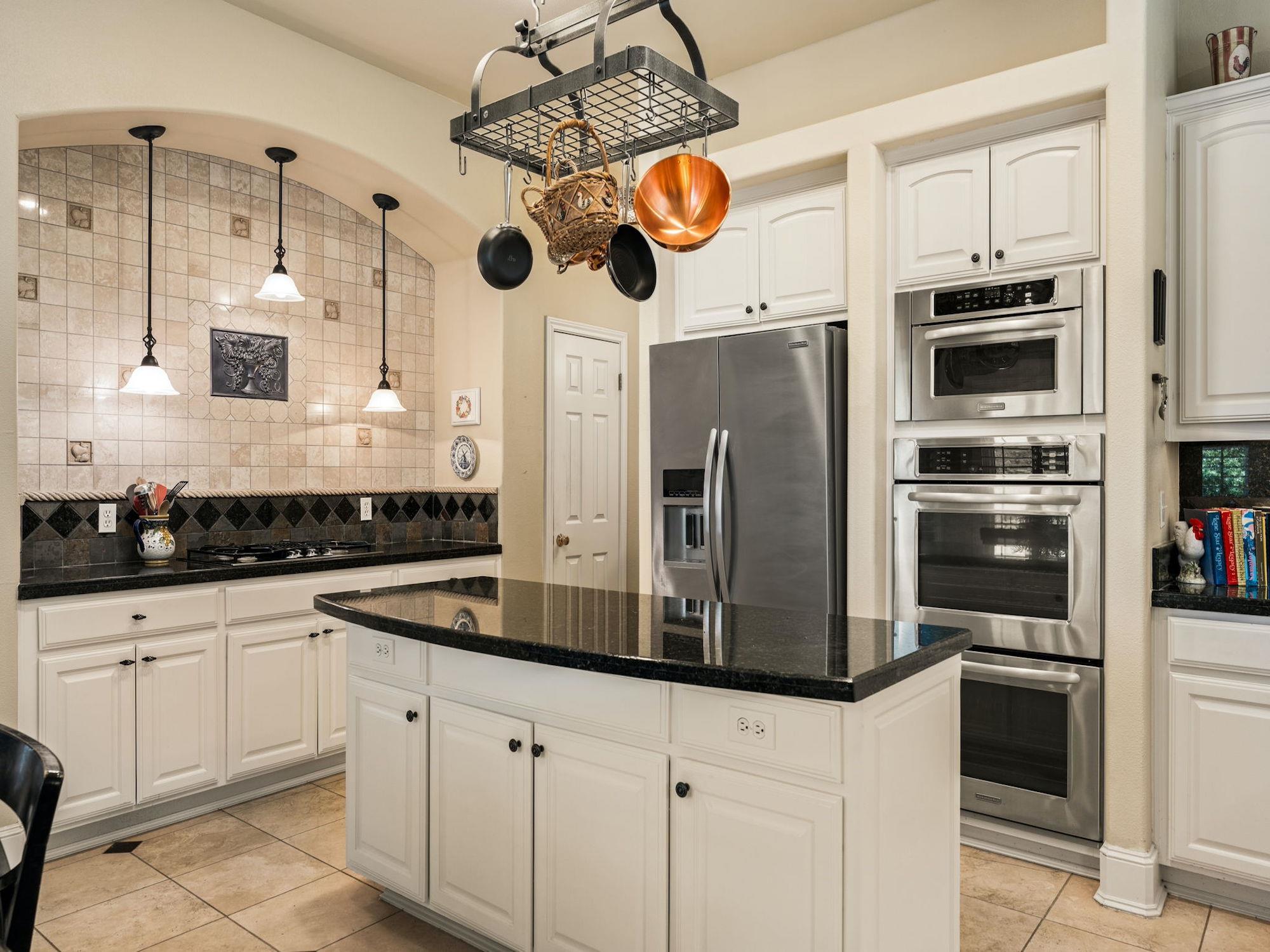 5708 Long CT