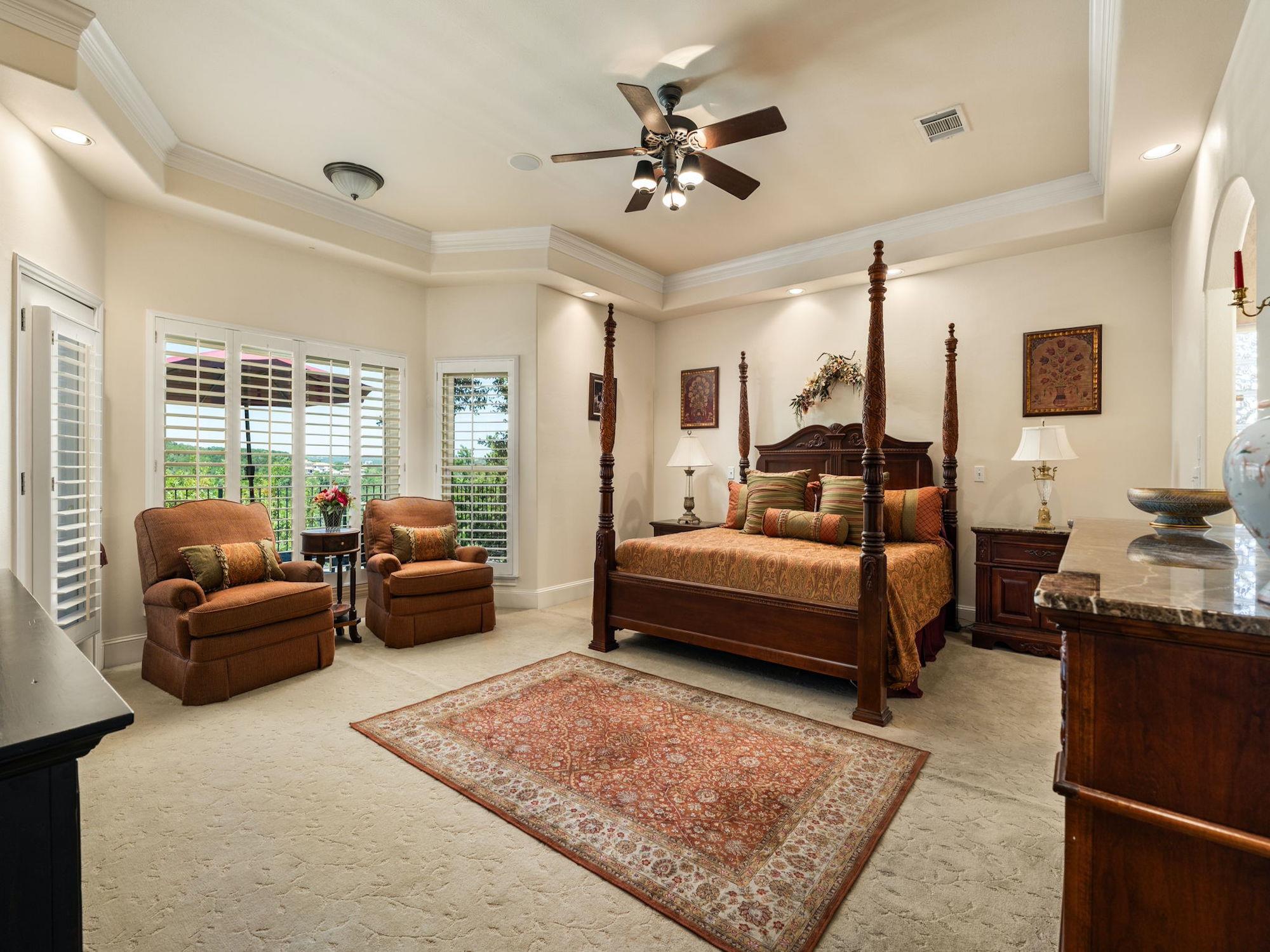 5708 Long CT