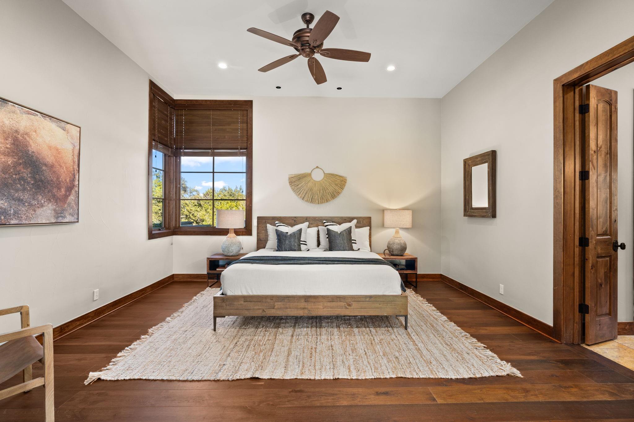 2560 Bell Springs RD