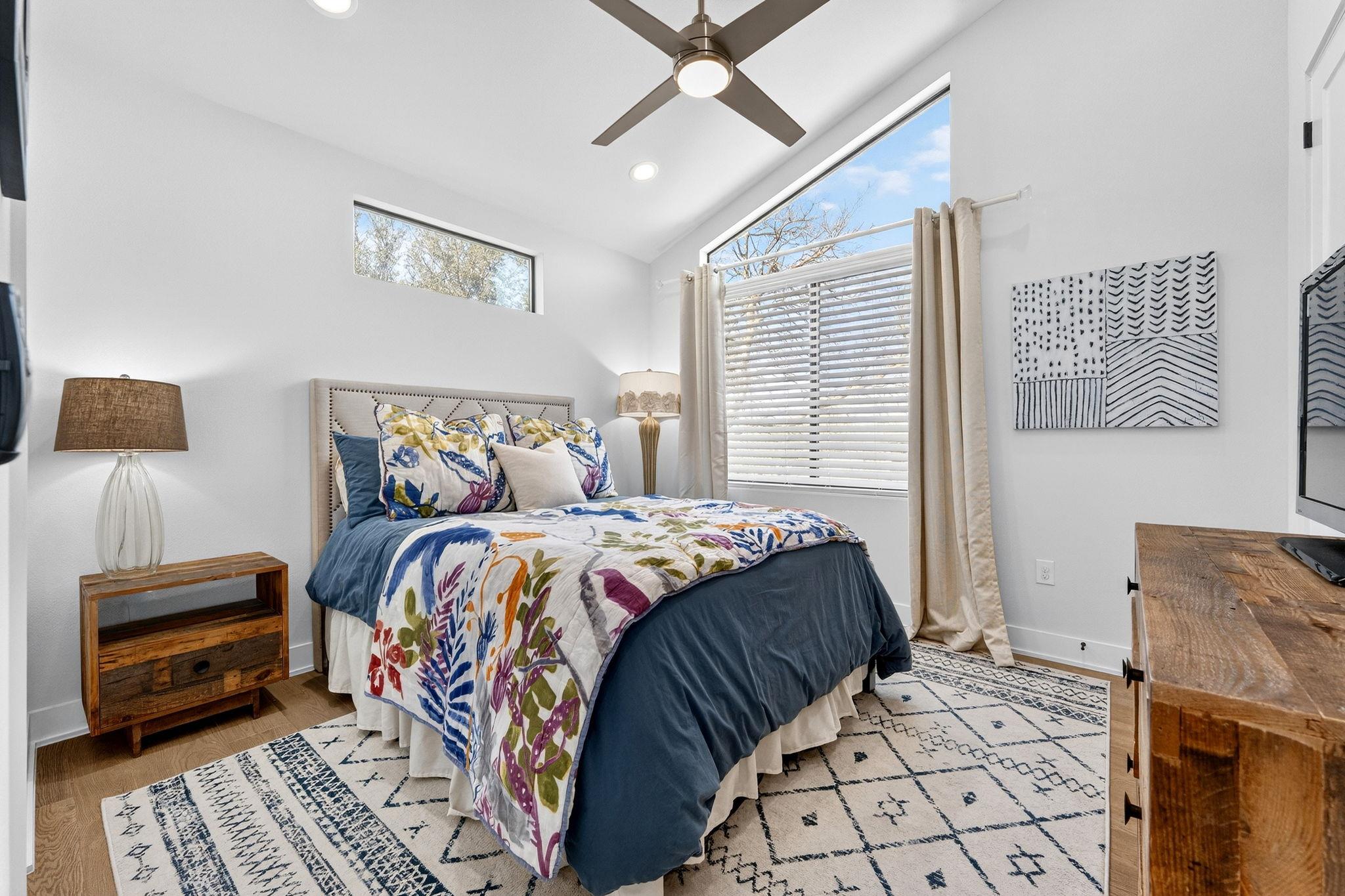 5313 Woodrow Ave # 1