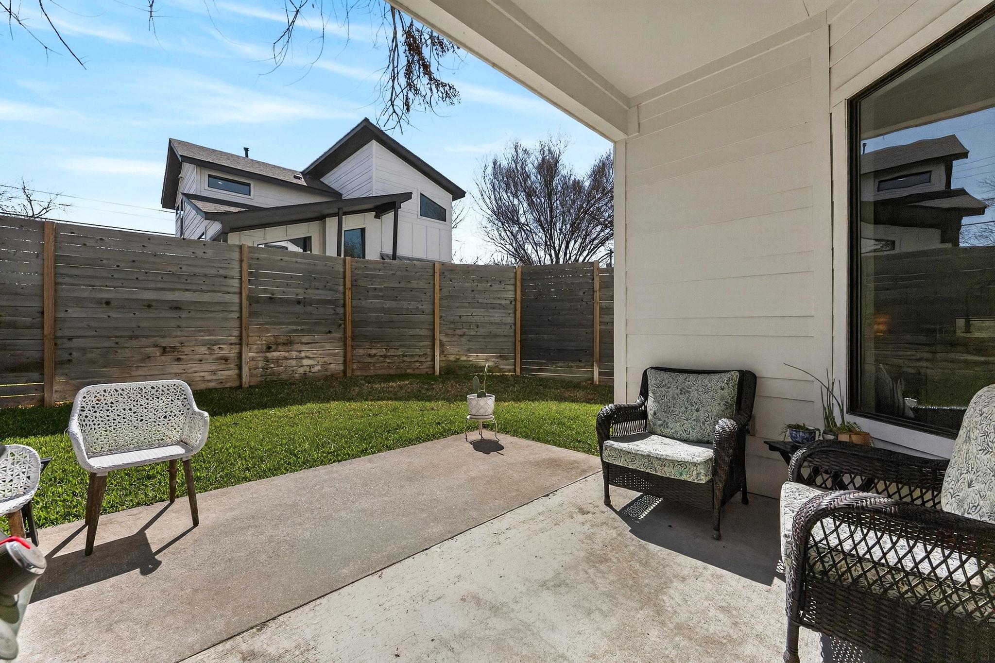 5313 Woodrow Ave # 1