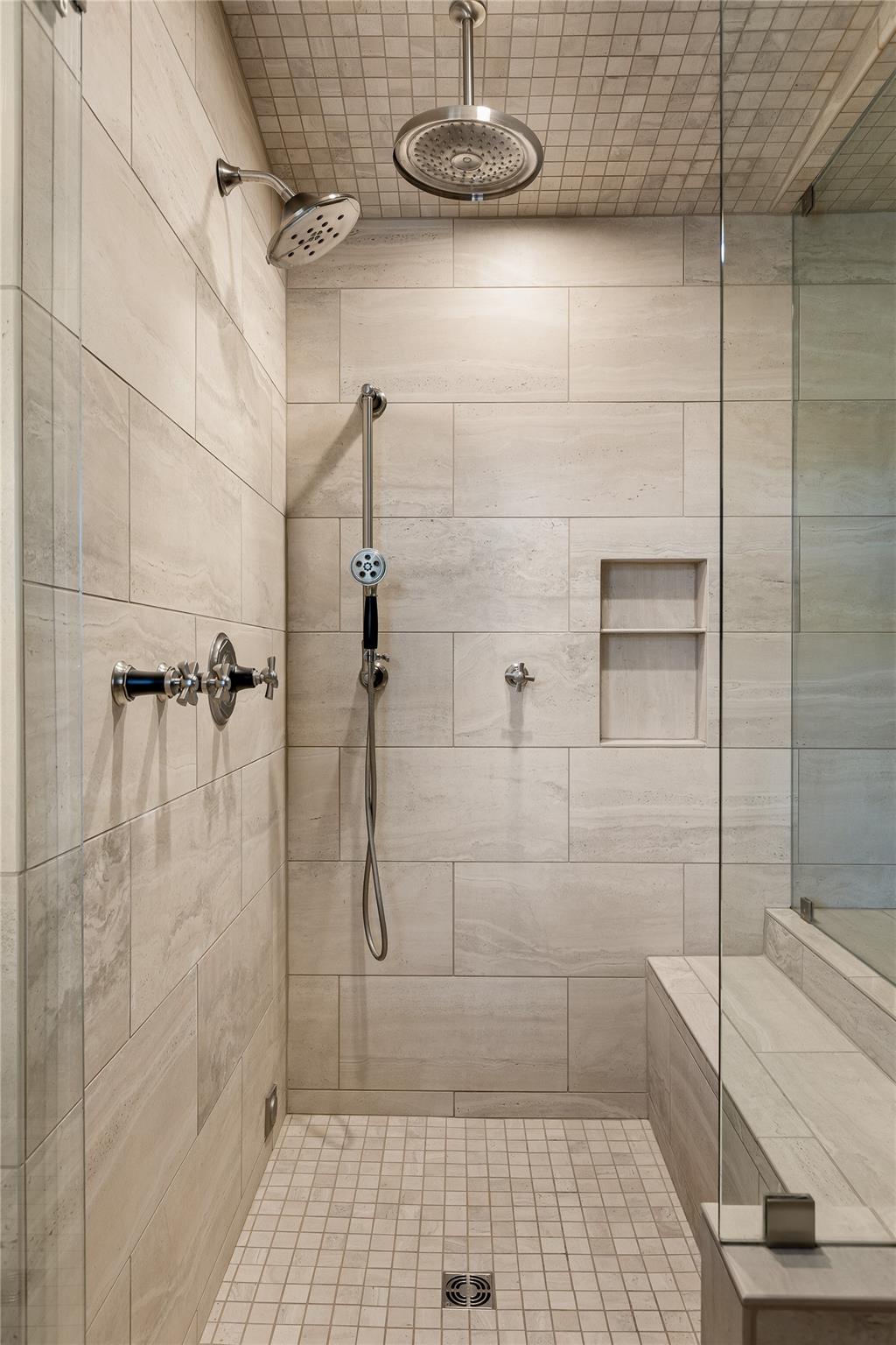 1450 Los Escondidos ST