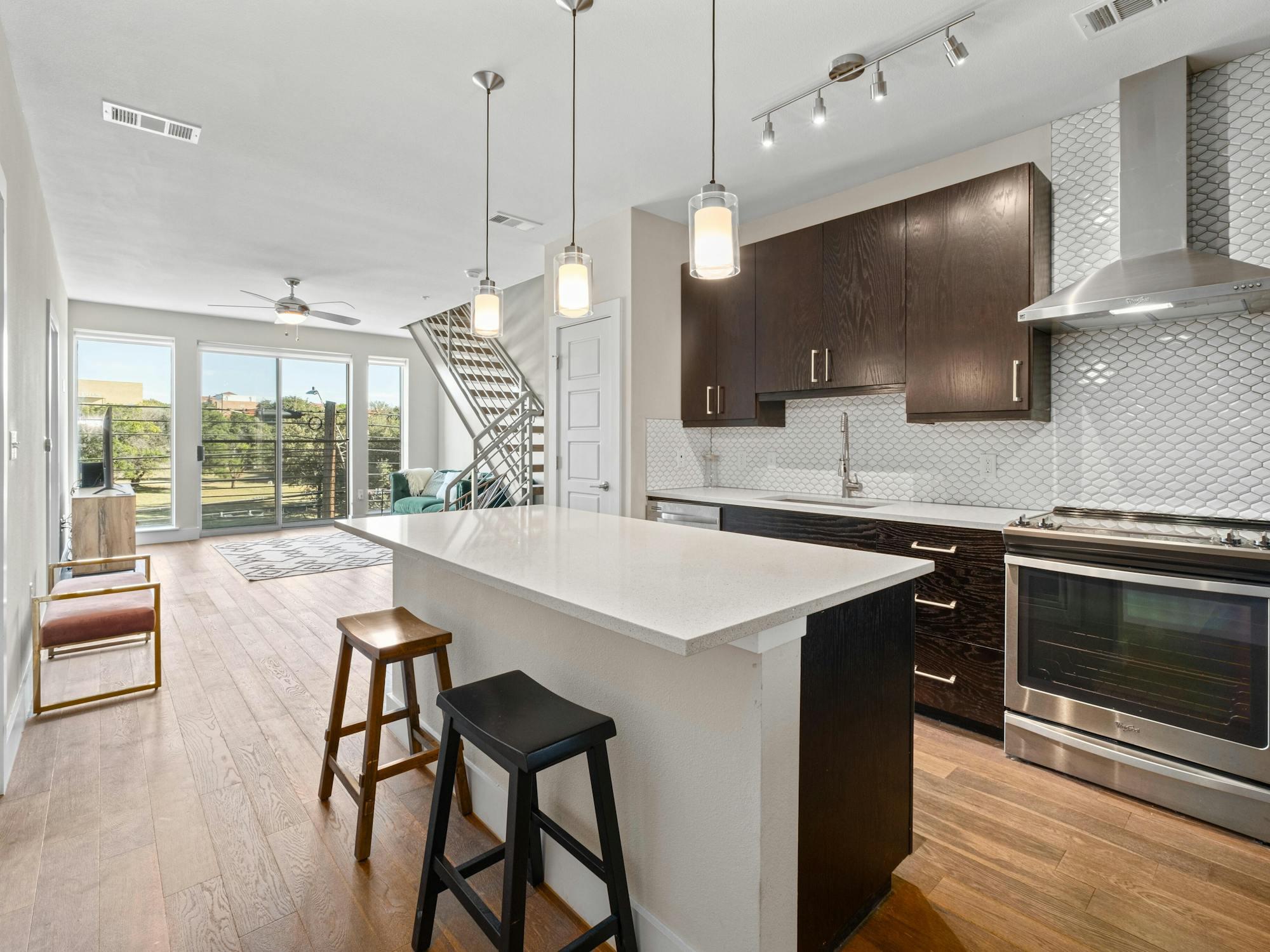 3114 S Congress Ave # 307