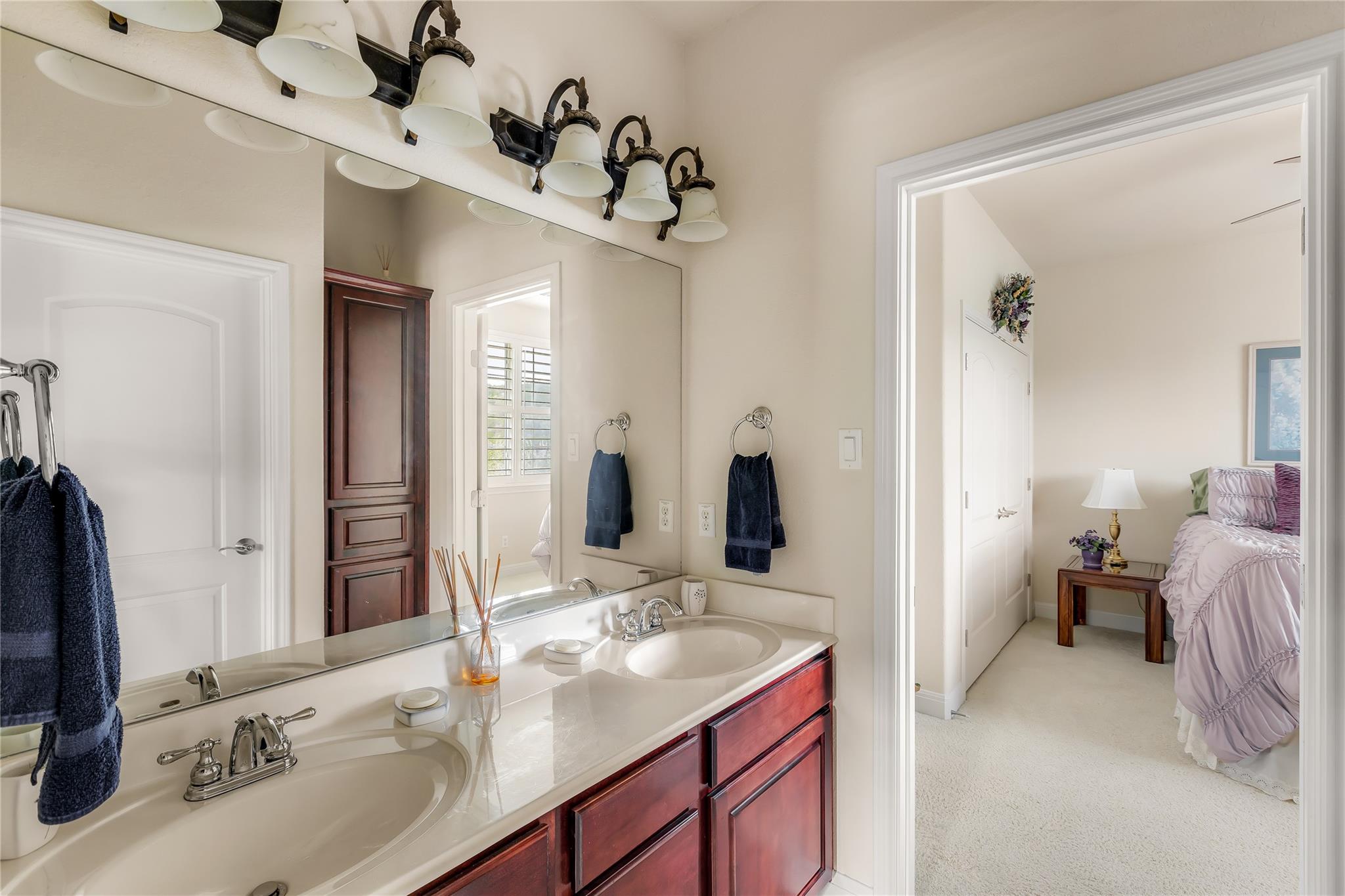 129 Vailco LN