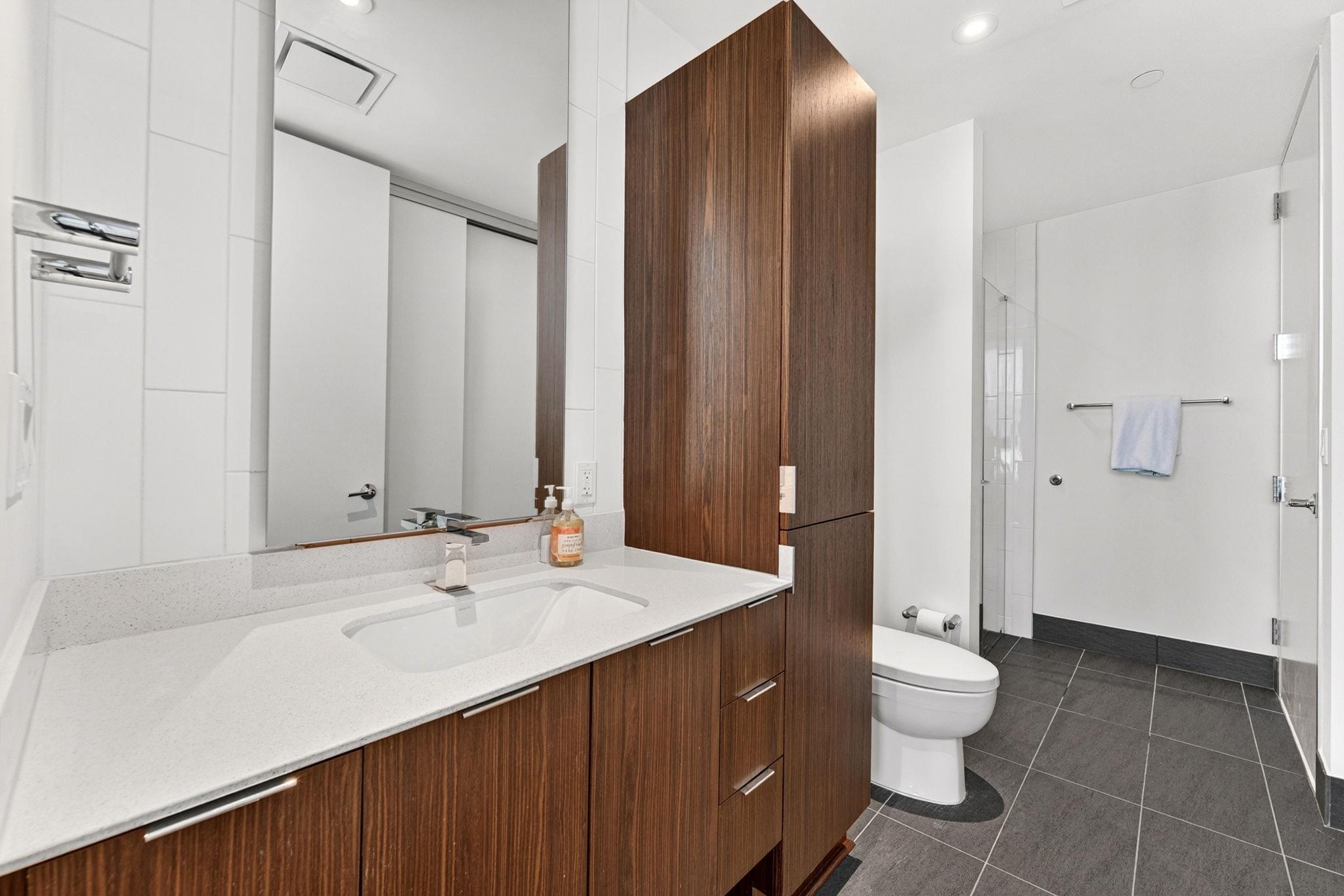 301 West Ave # 1804