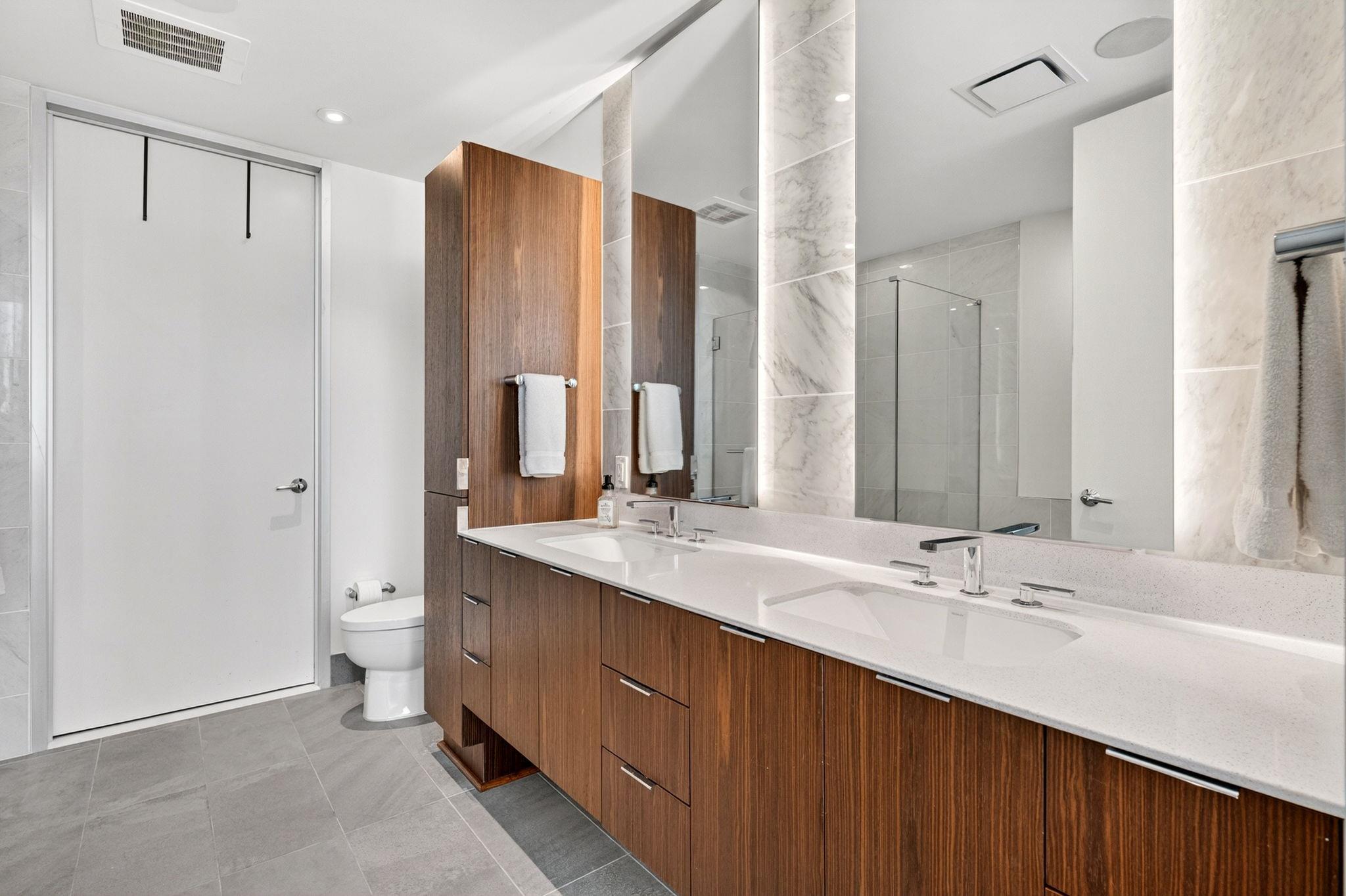 301 West Ave # 1804