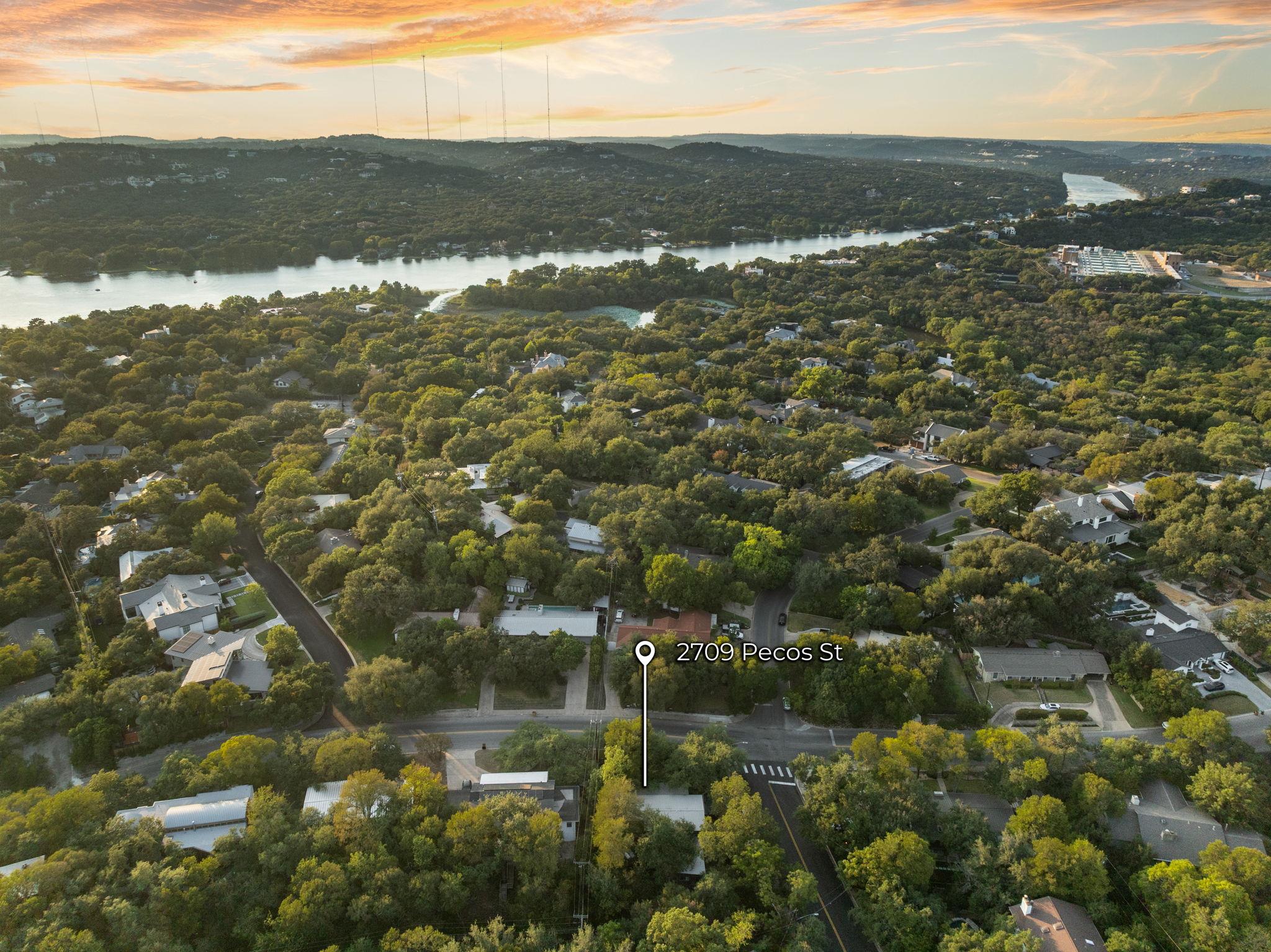 2709 Pecos ST