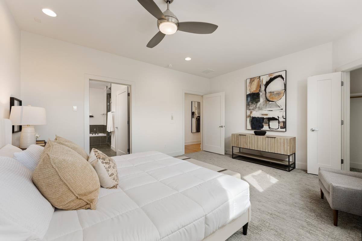 1305 Exposition BLVD #4