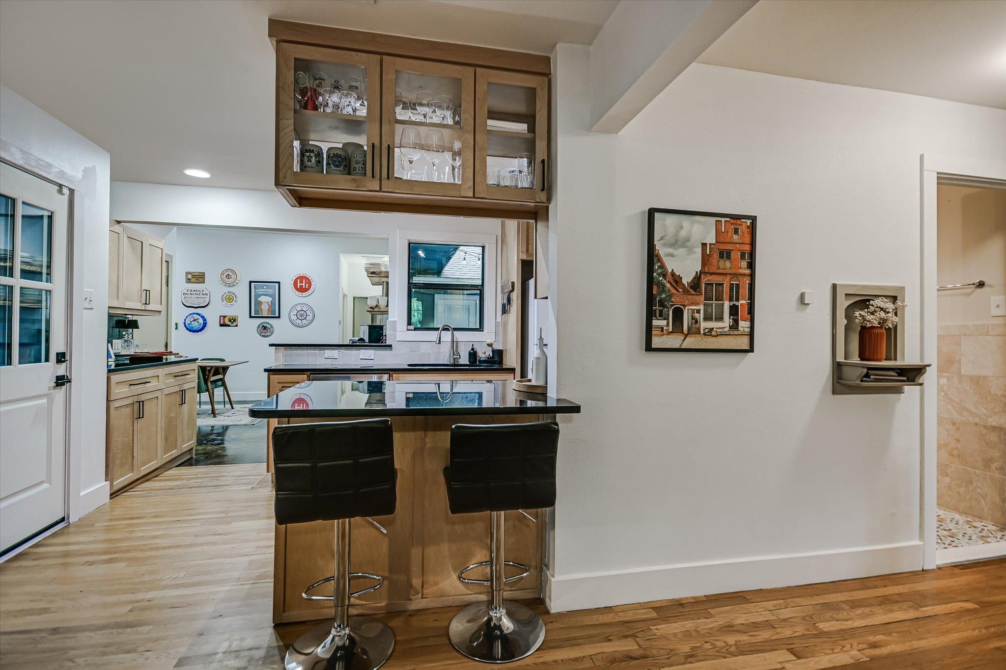 5815 Duval ST