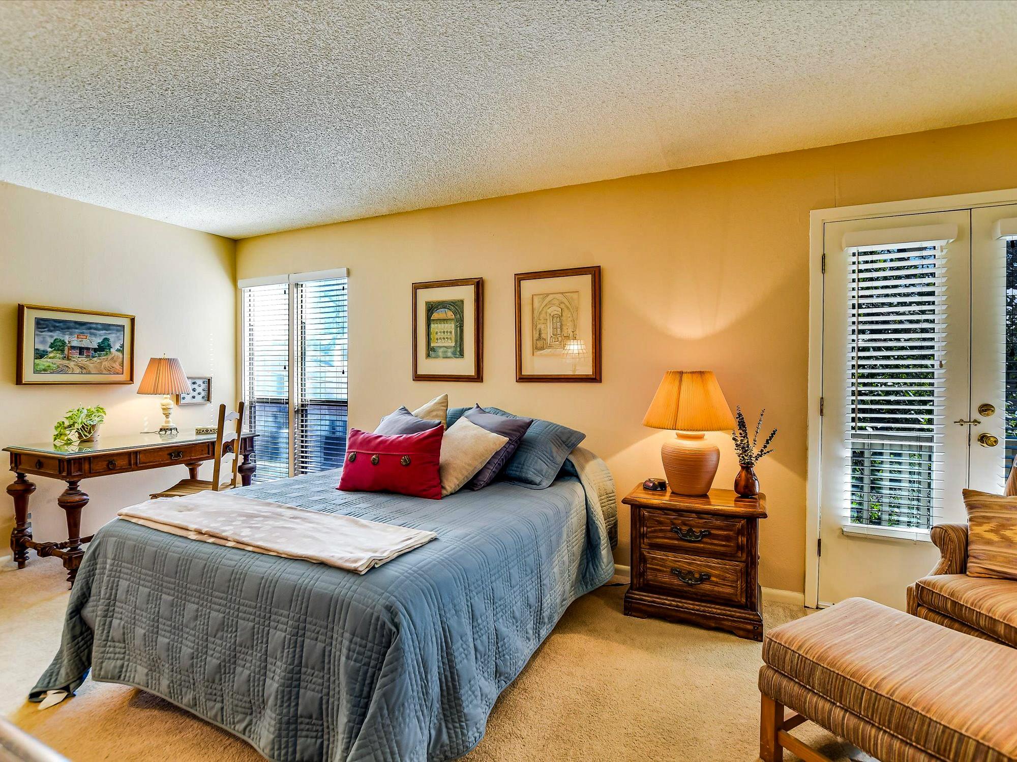 3500 Enfield RD Unit: E