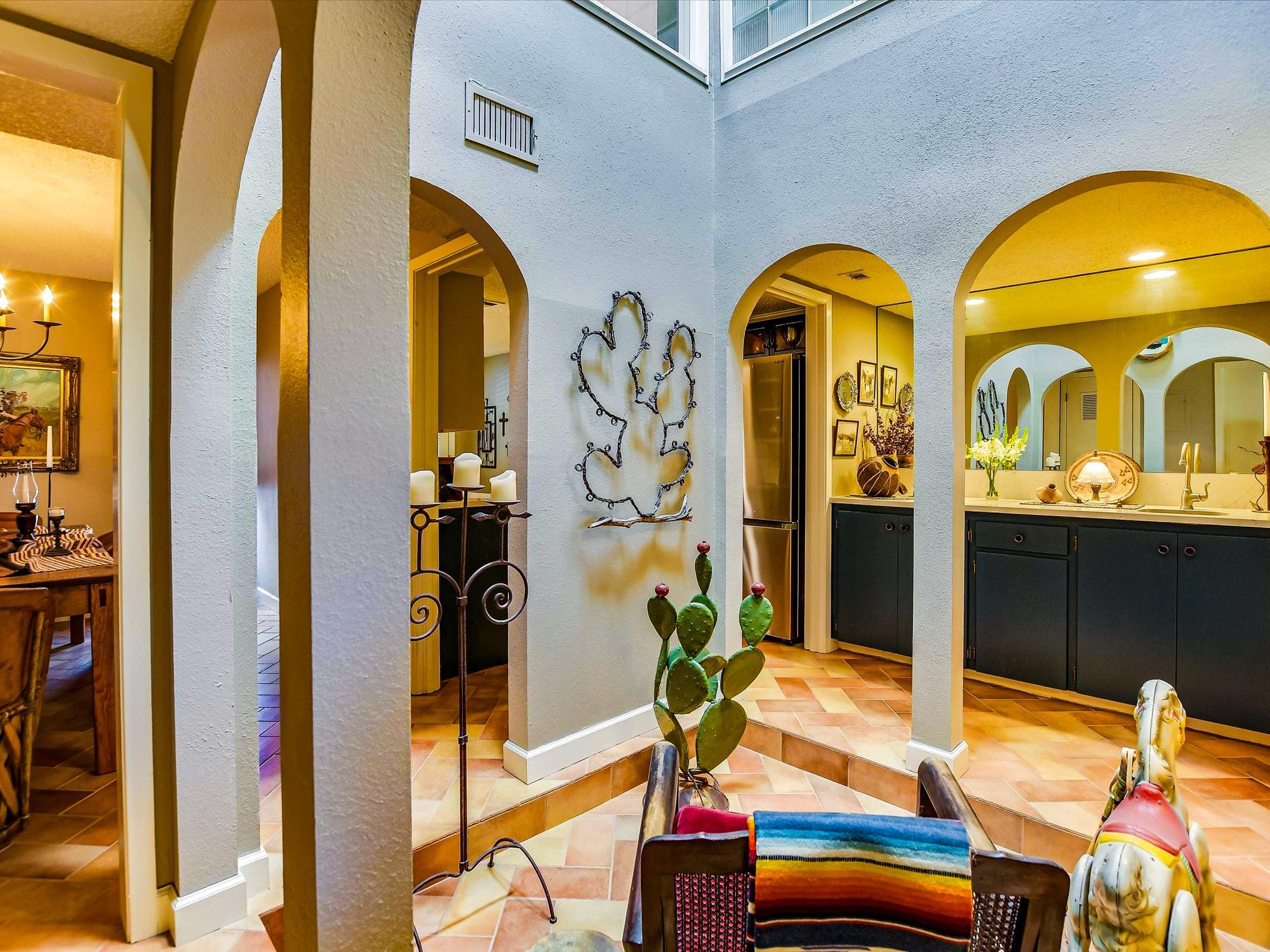 3500 Enfield RD Unit: E