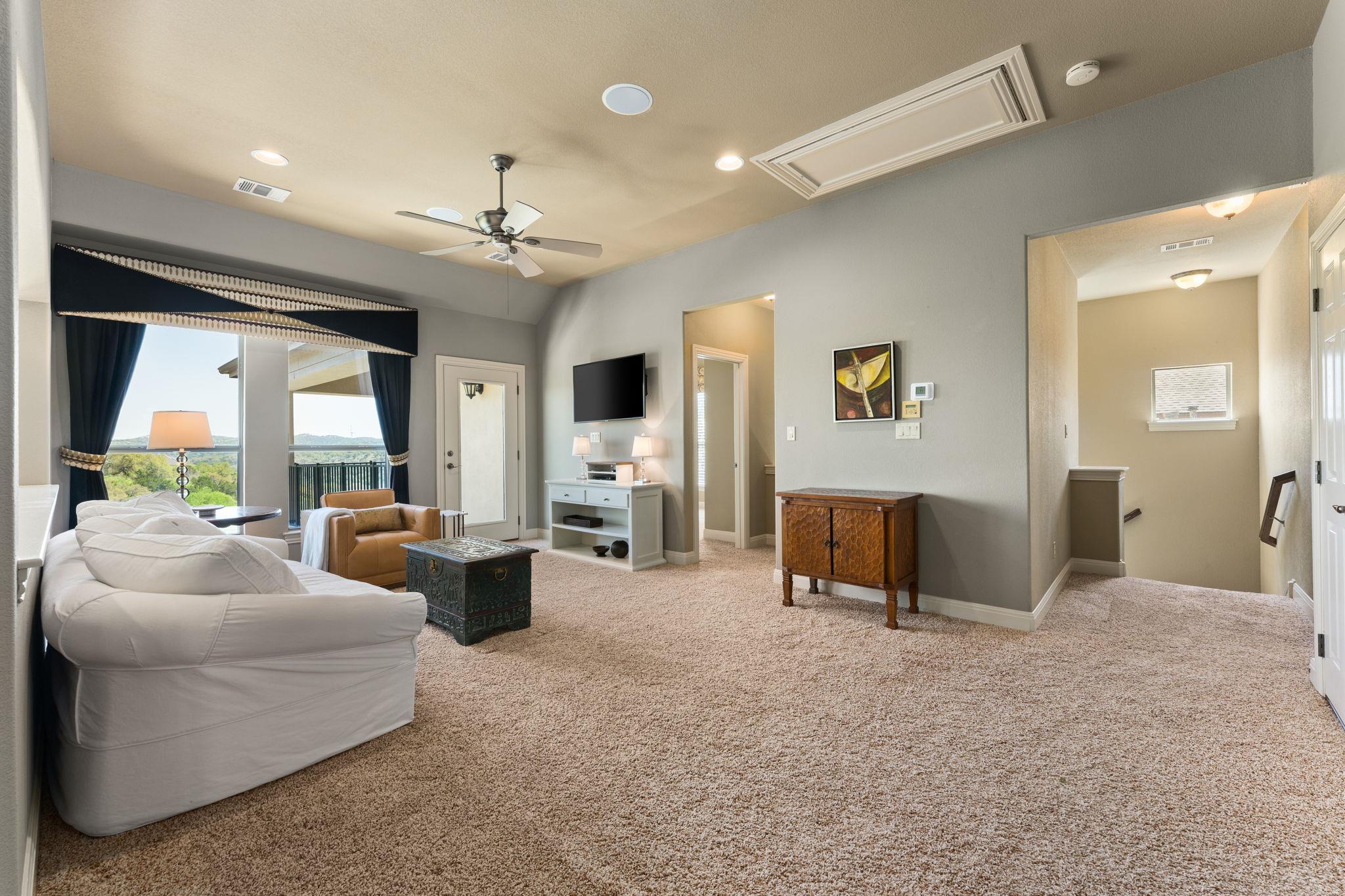 205 Emerald Ridge DR