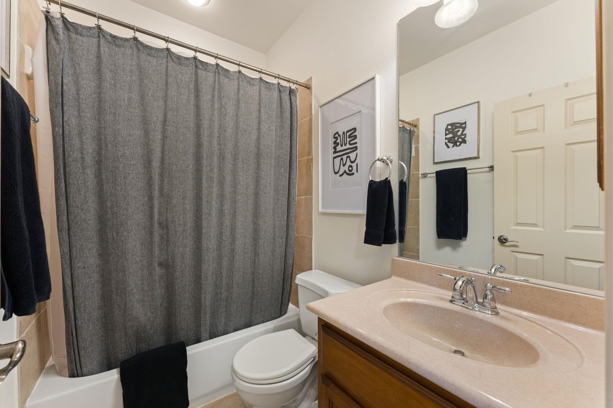 205 Emerald Ridge DR