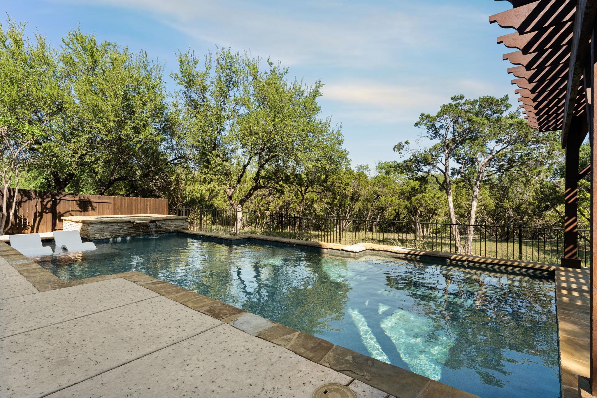 205 Emerald Ridge DR
