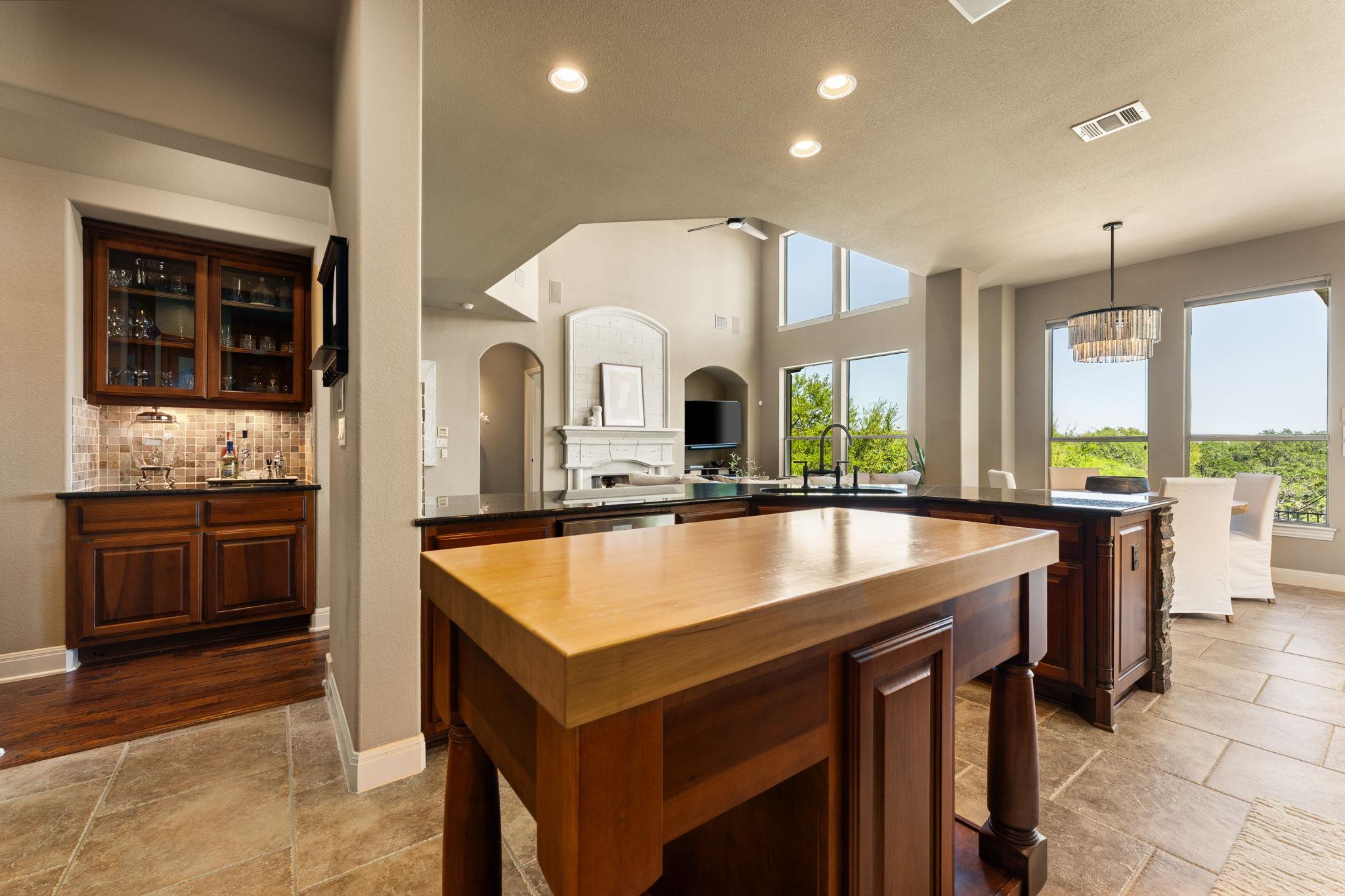 205 Emerald Ridge DR