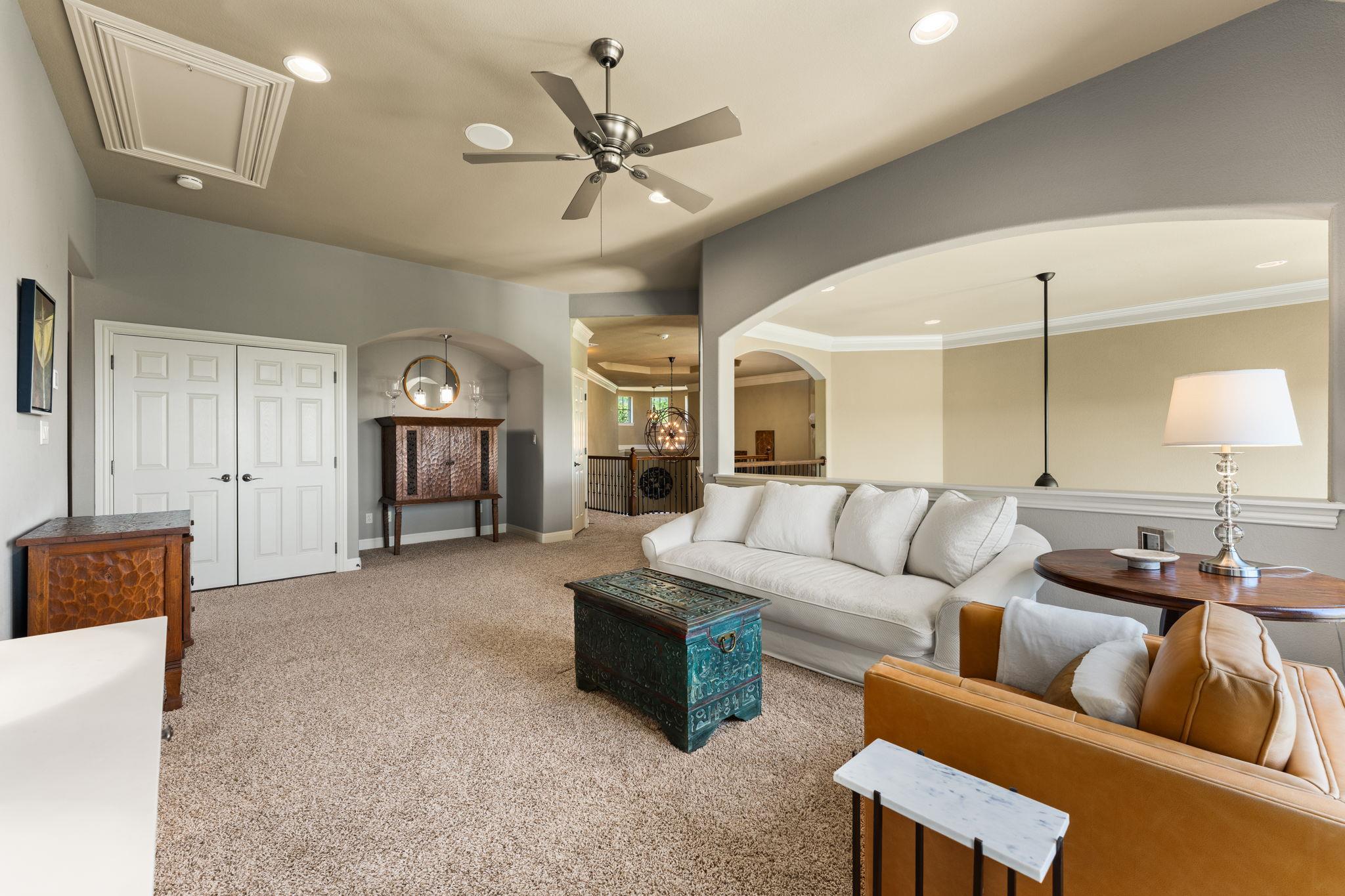 205 Emerald Ridge DR