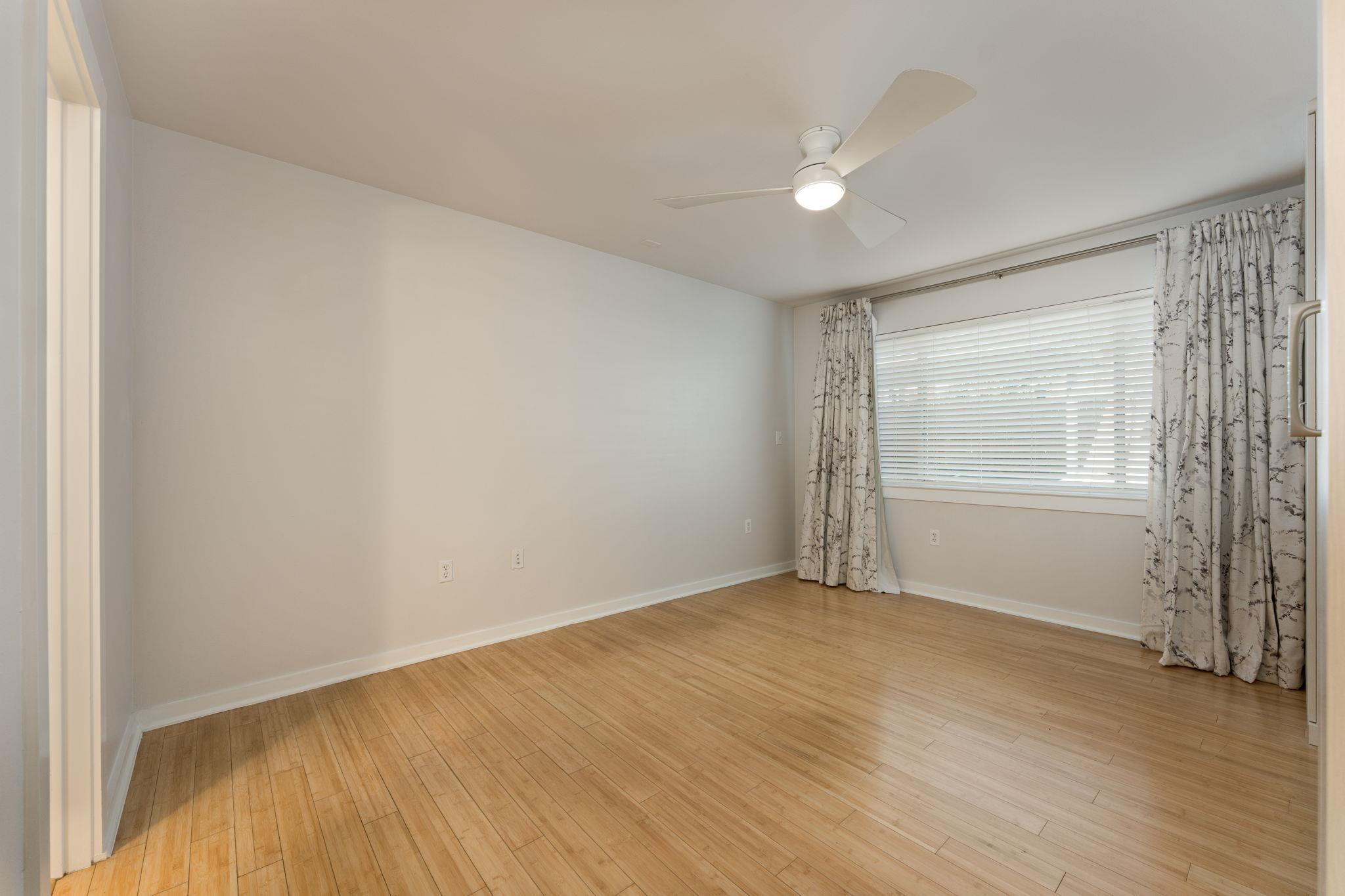 2200 Dickson DR # 119