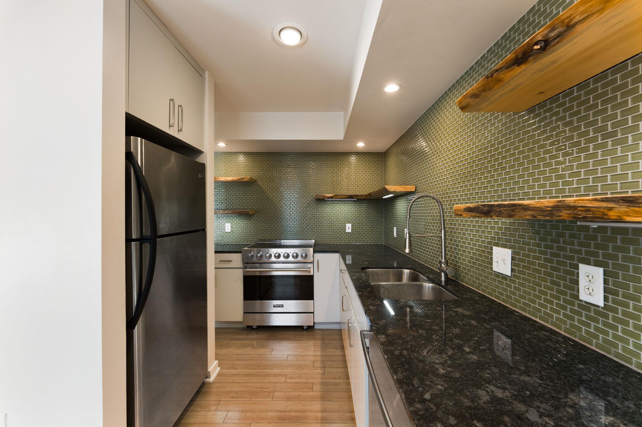 2200 Dickson DR # 119