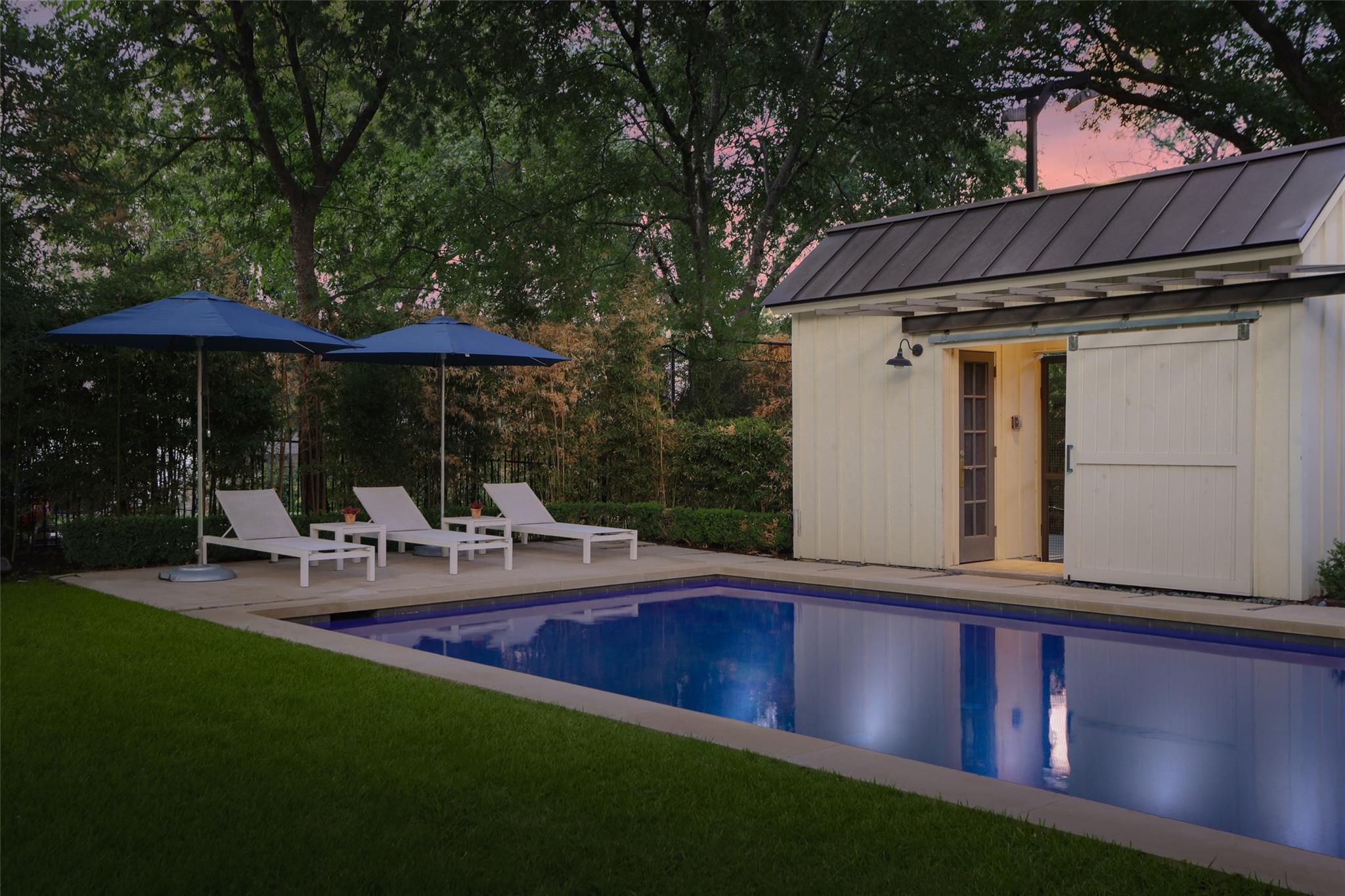 2308 Bridle Path