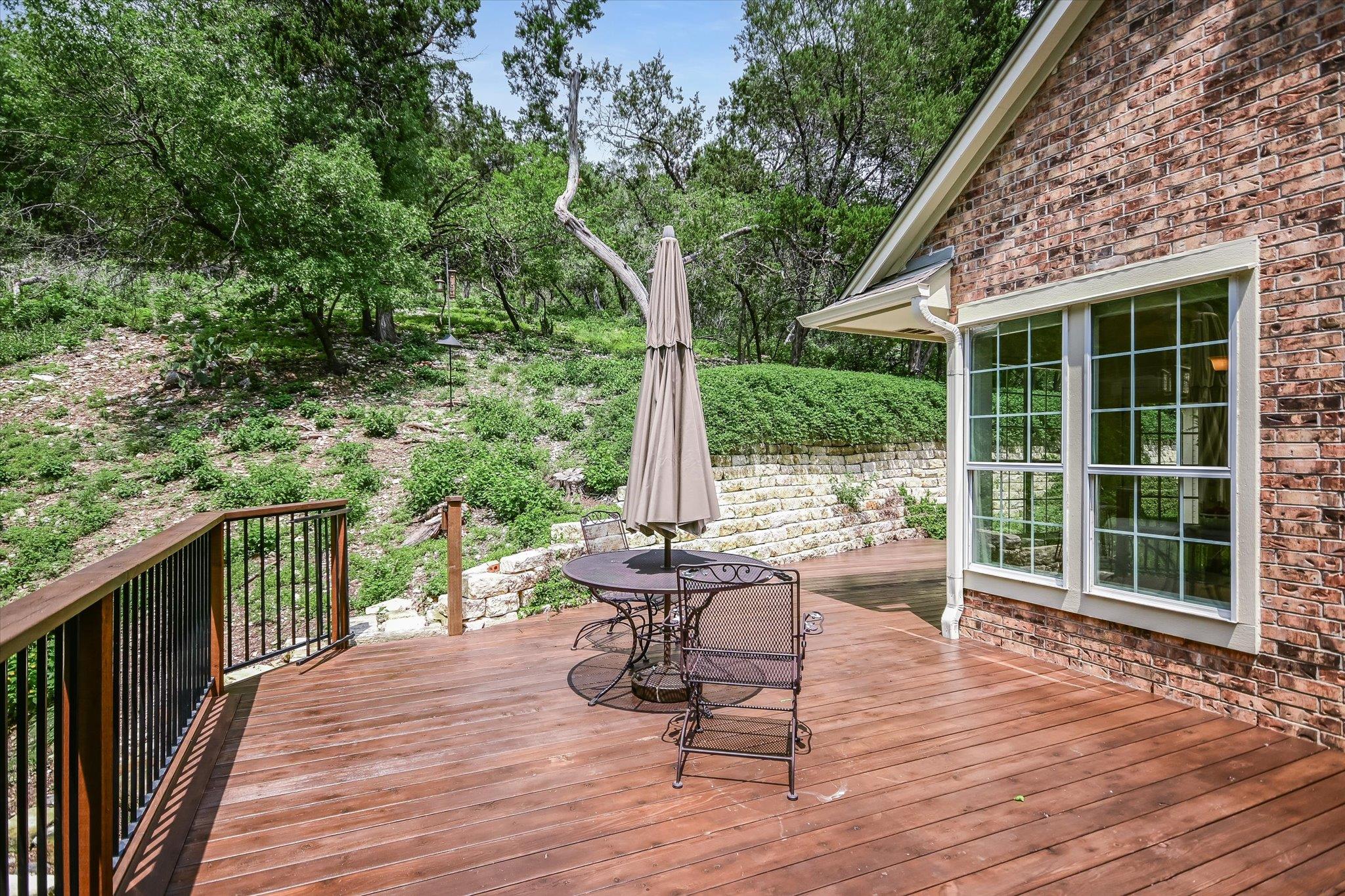 4028 Walnut Clay DR