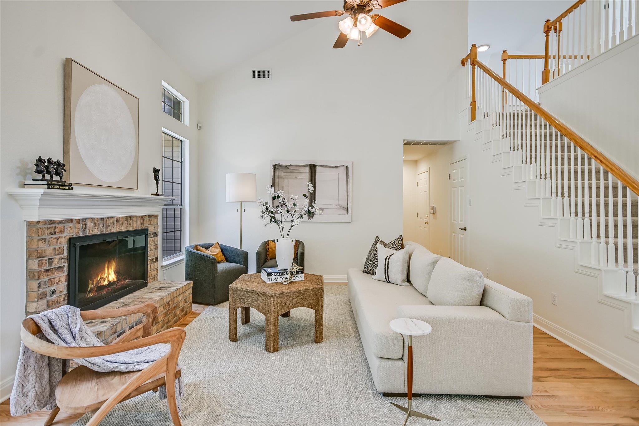 4028 Walnut Clay DR