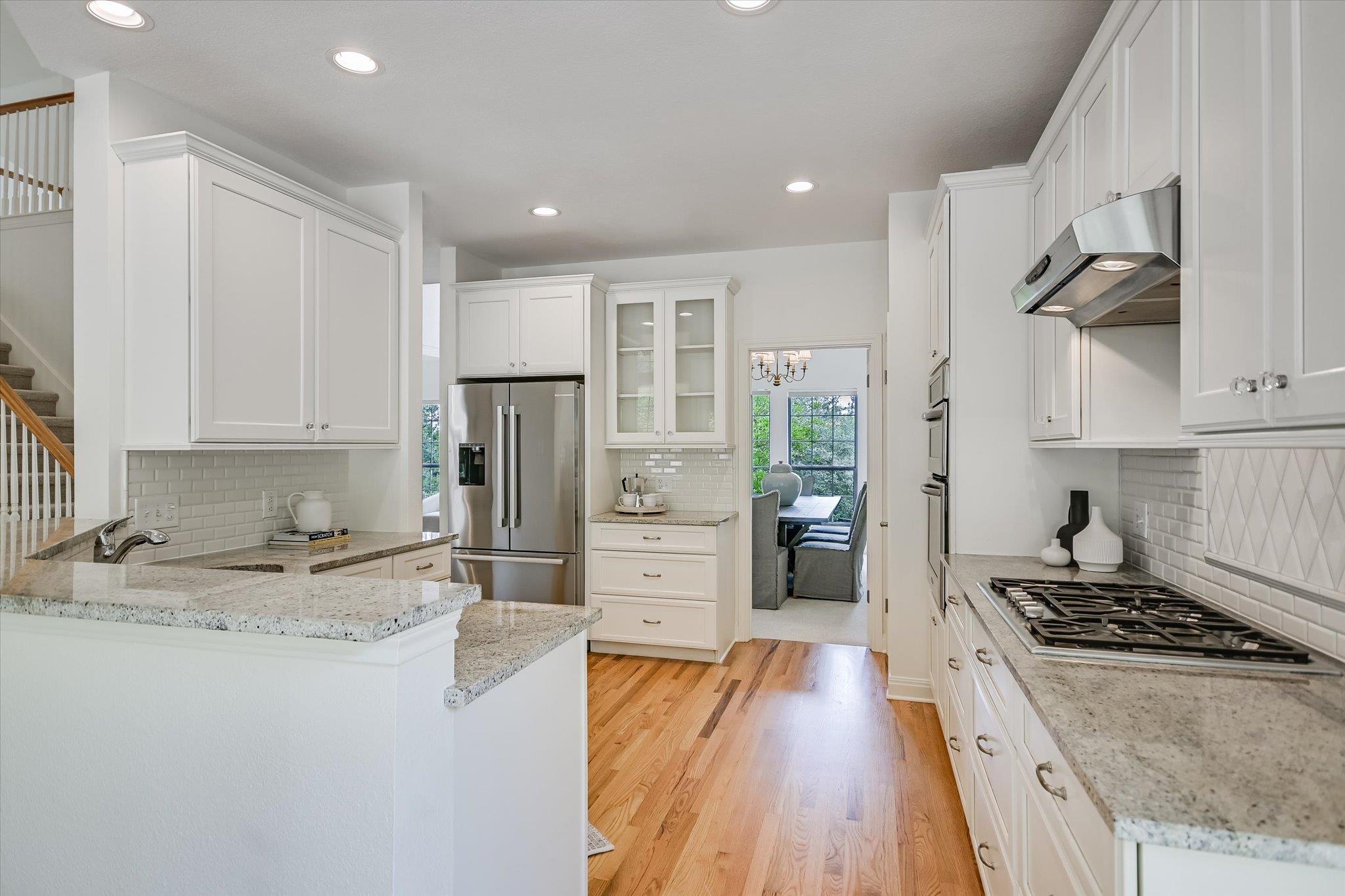 4028 Walnut Clay DR