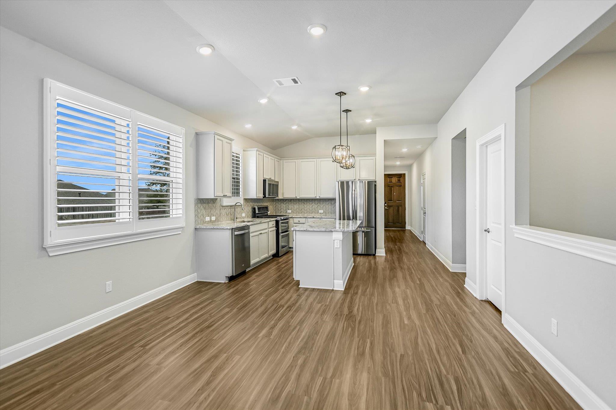 373 Victoria Peak LOOP