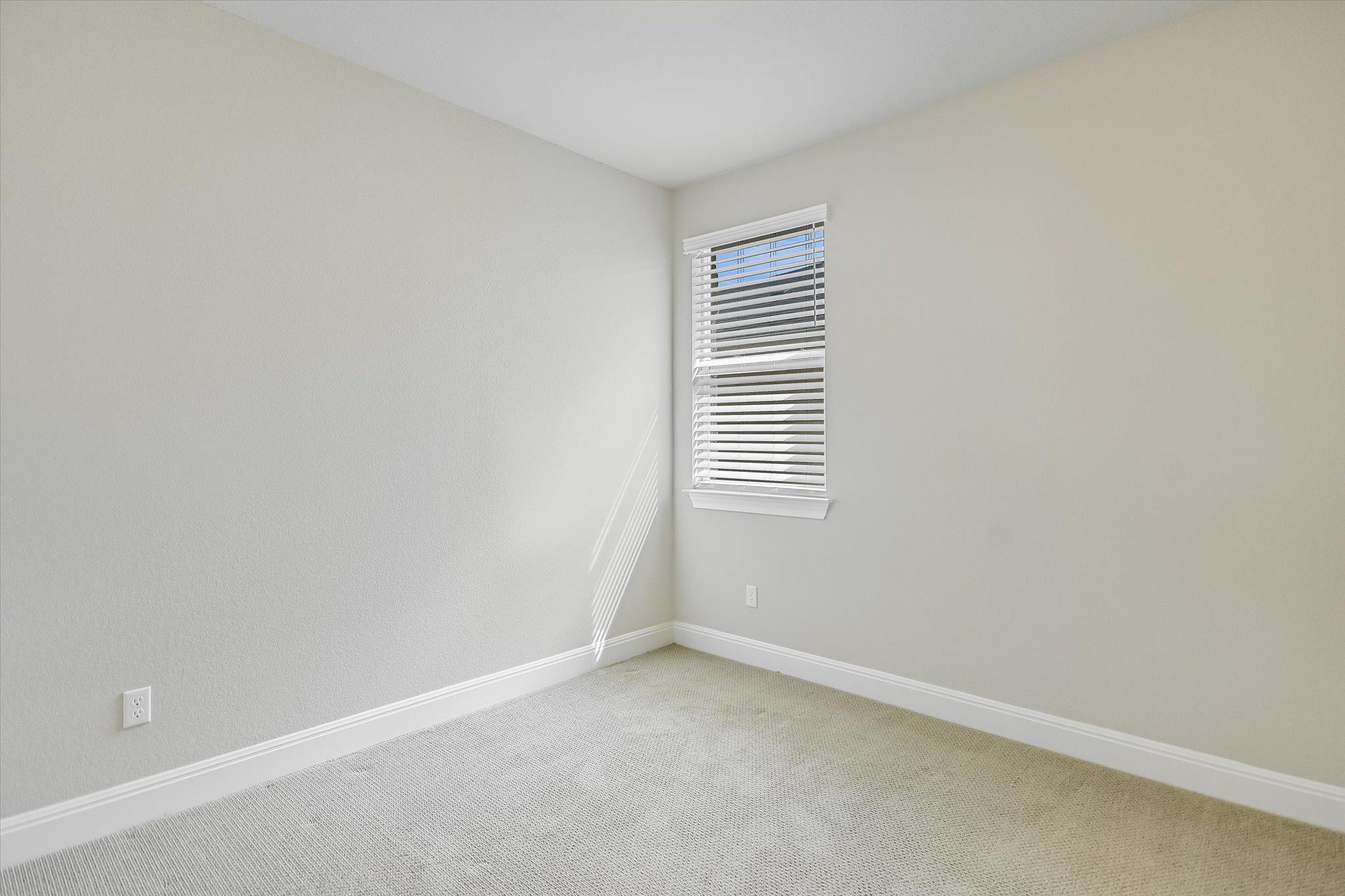 373 Victoria Peak LOOP