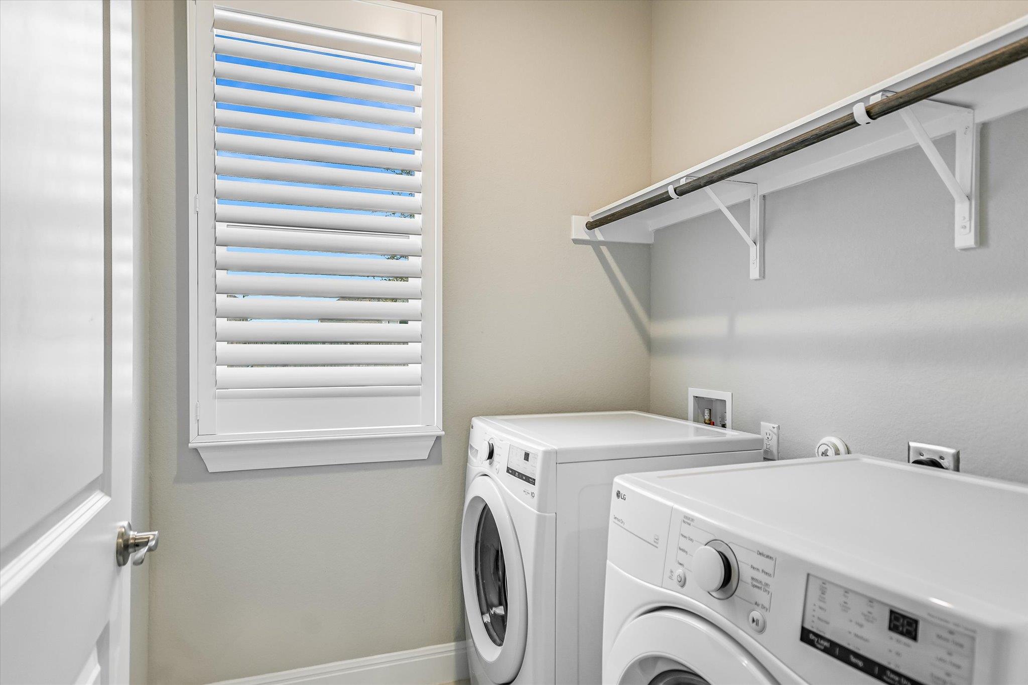 373 Victoria Peak LOOP