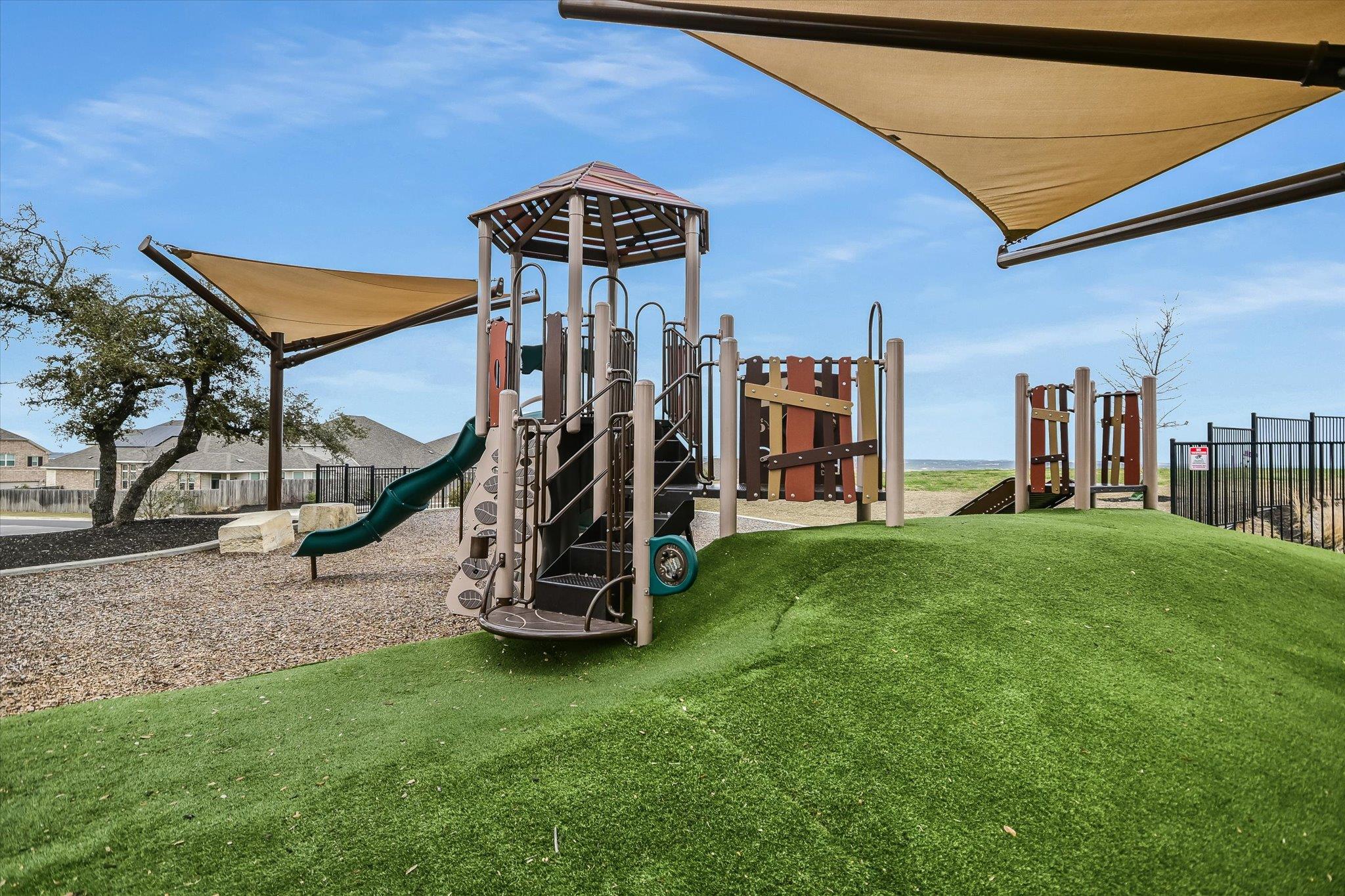 373 Victoria Peak LOOP