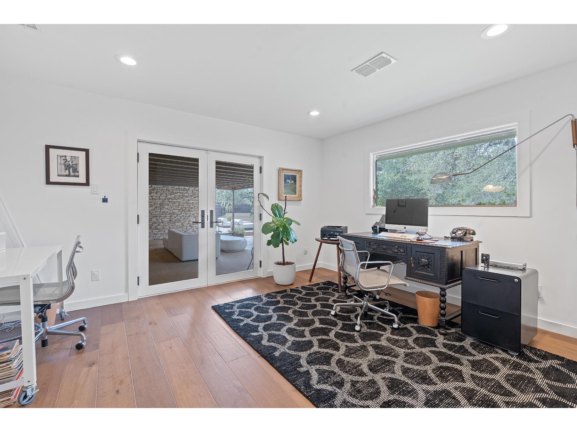 4508 Erin LN