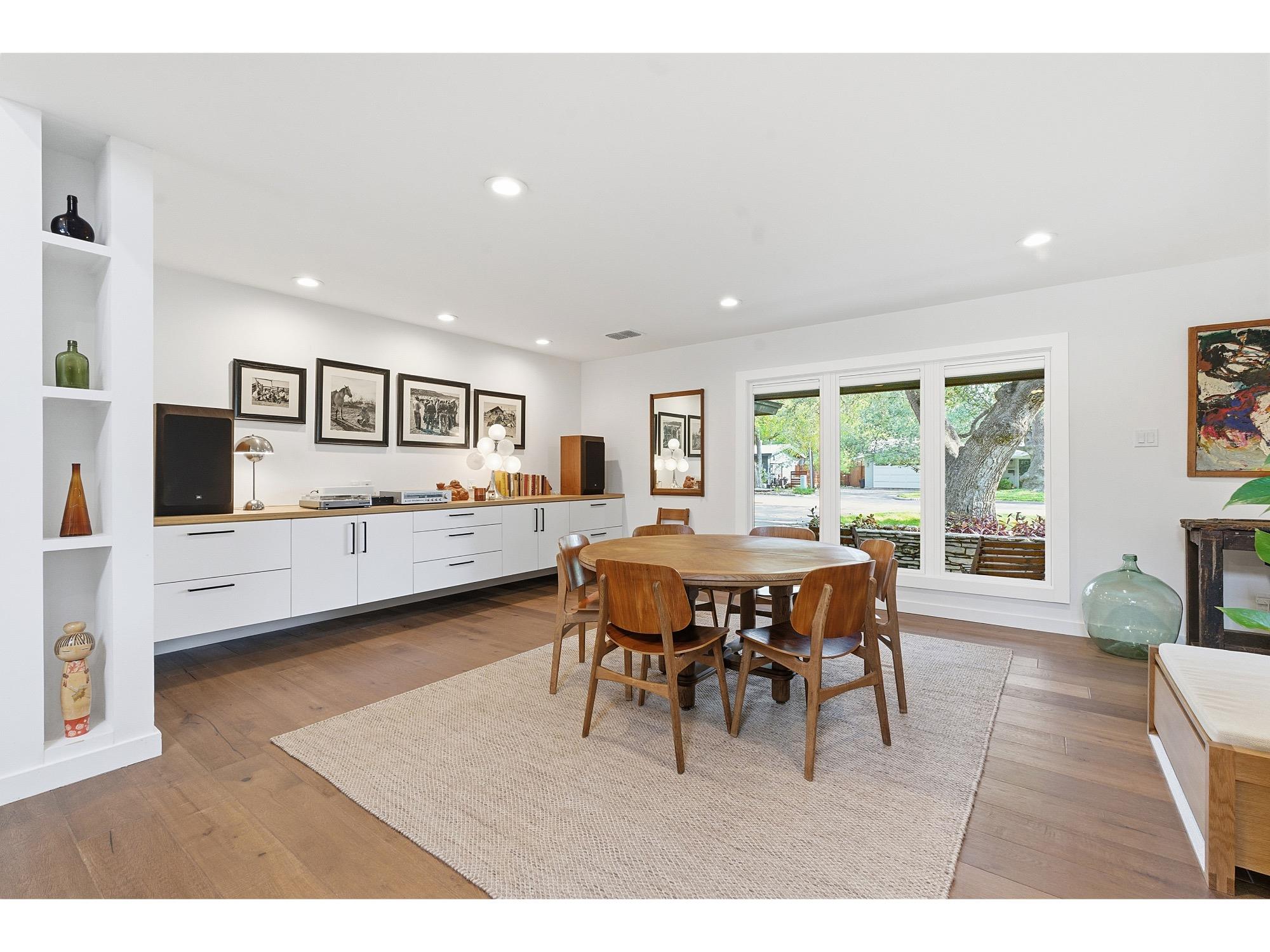 4508 Erin LN