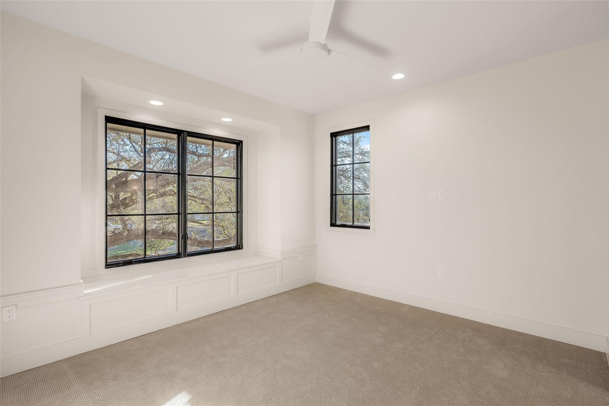 3008 W 50th ST