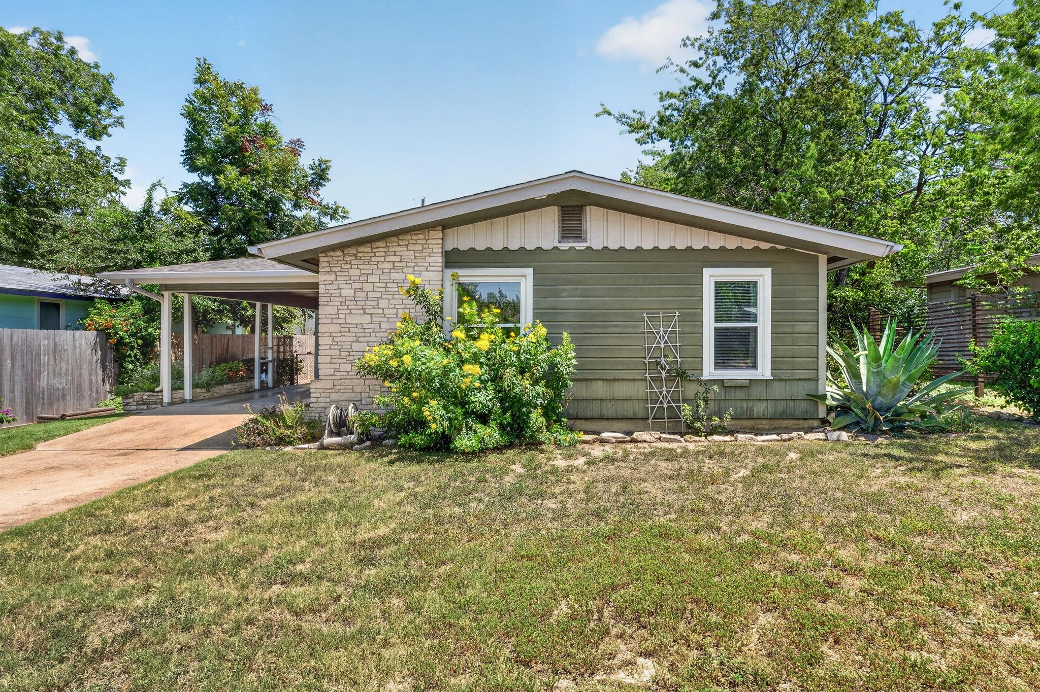 200 E Skyview RD