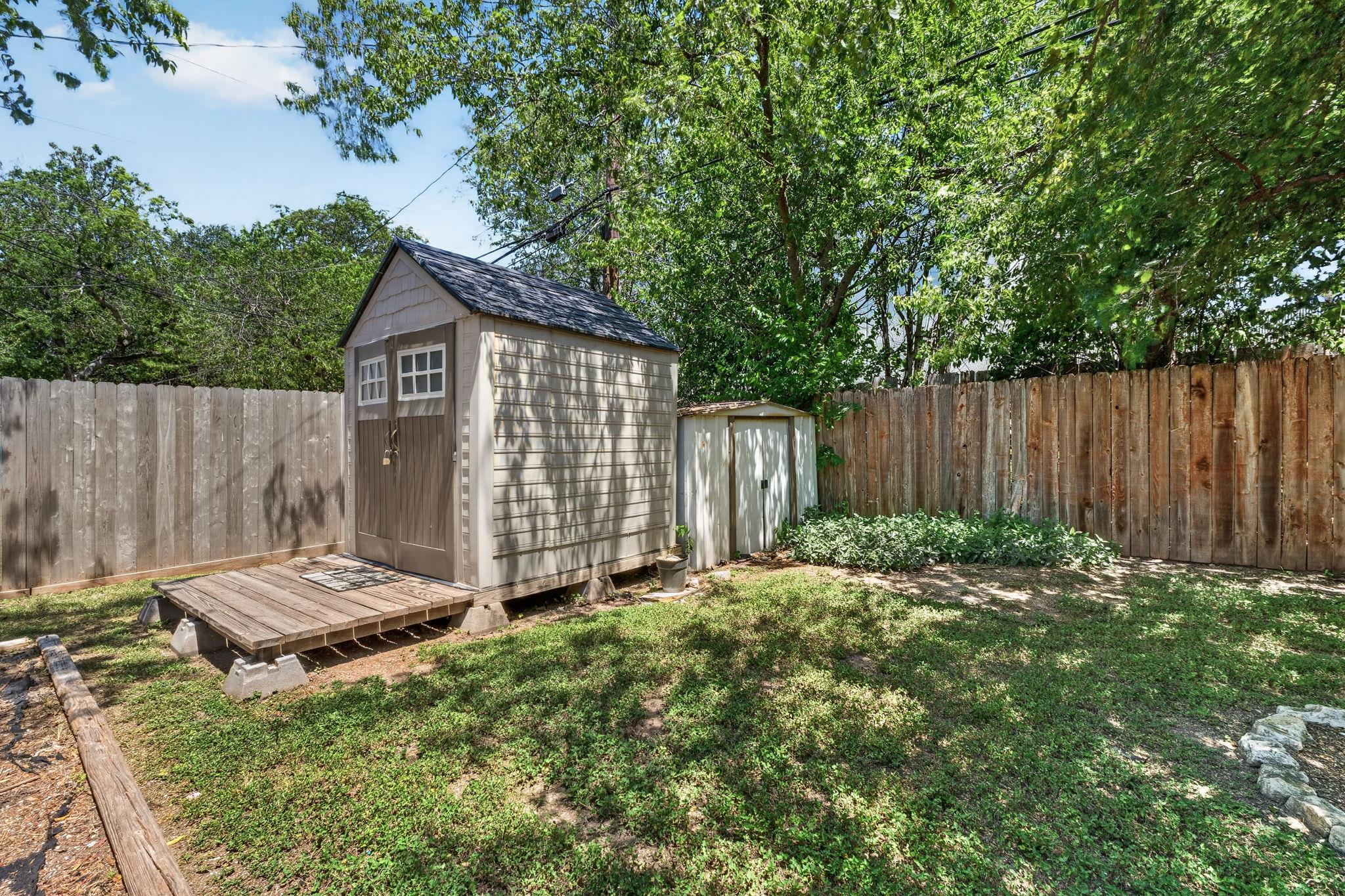 200 E Skyview RD