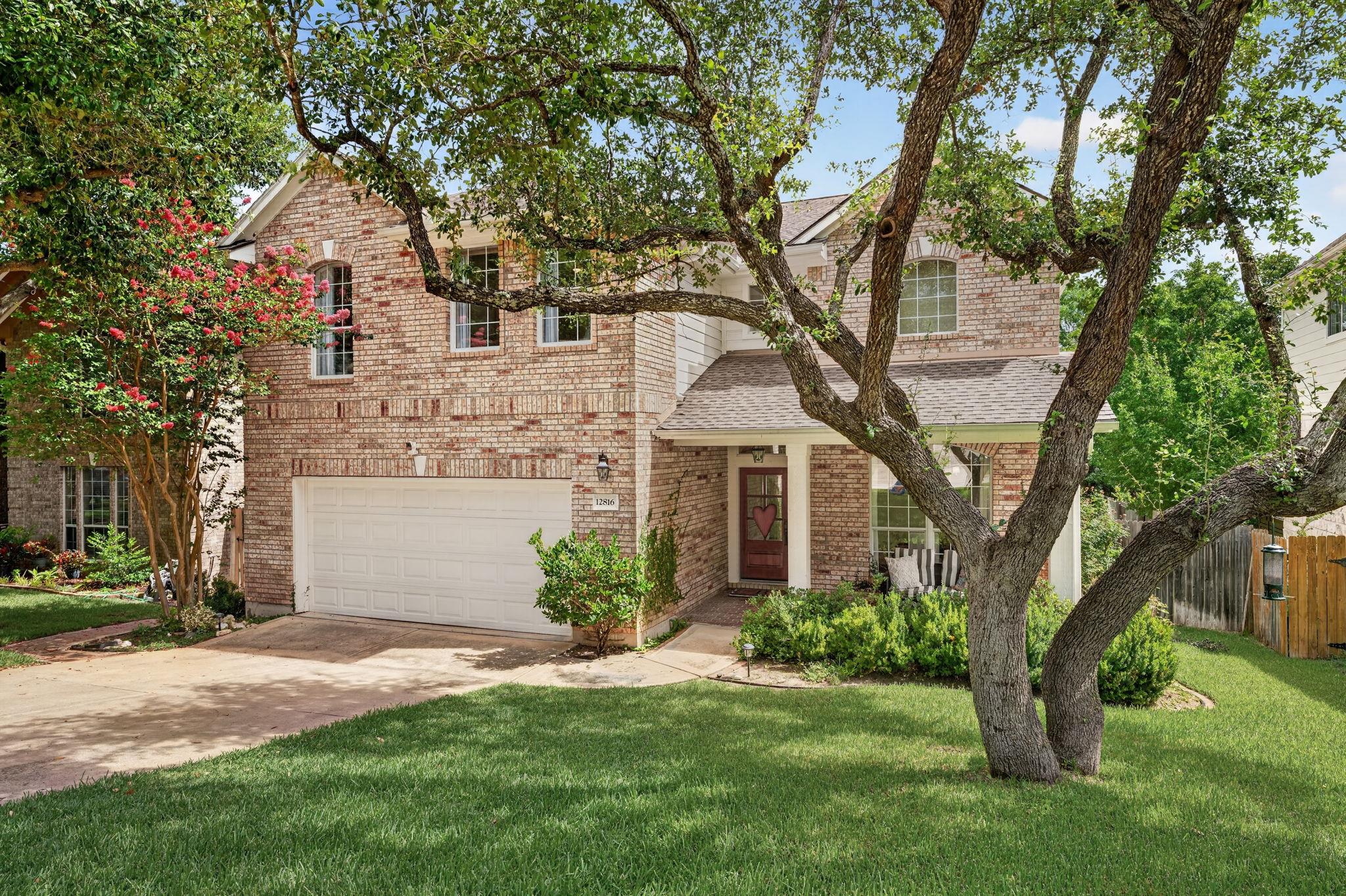 12816 Majestic Oaks DR