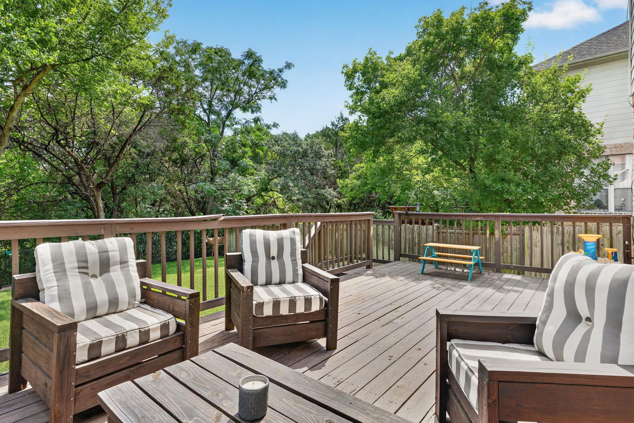 12816 Majestic Oaks DR