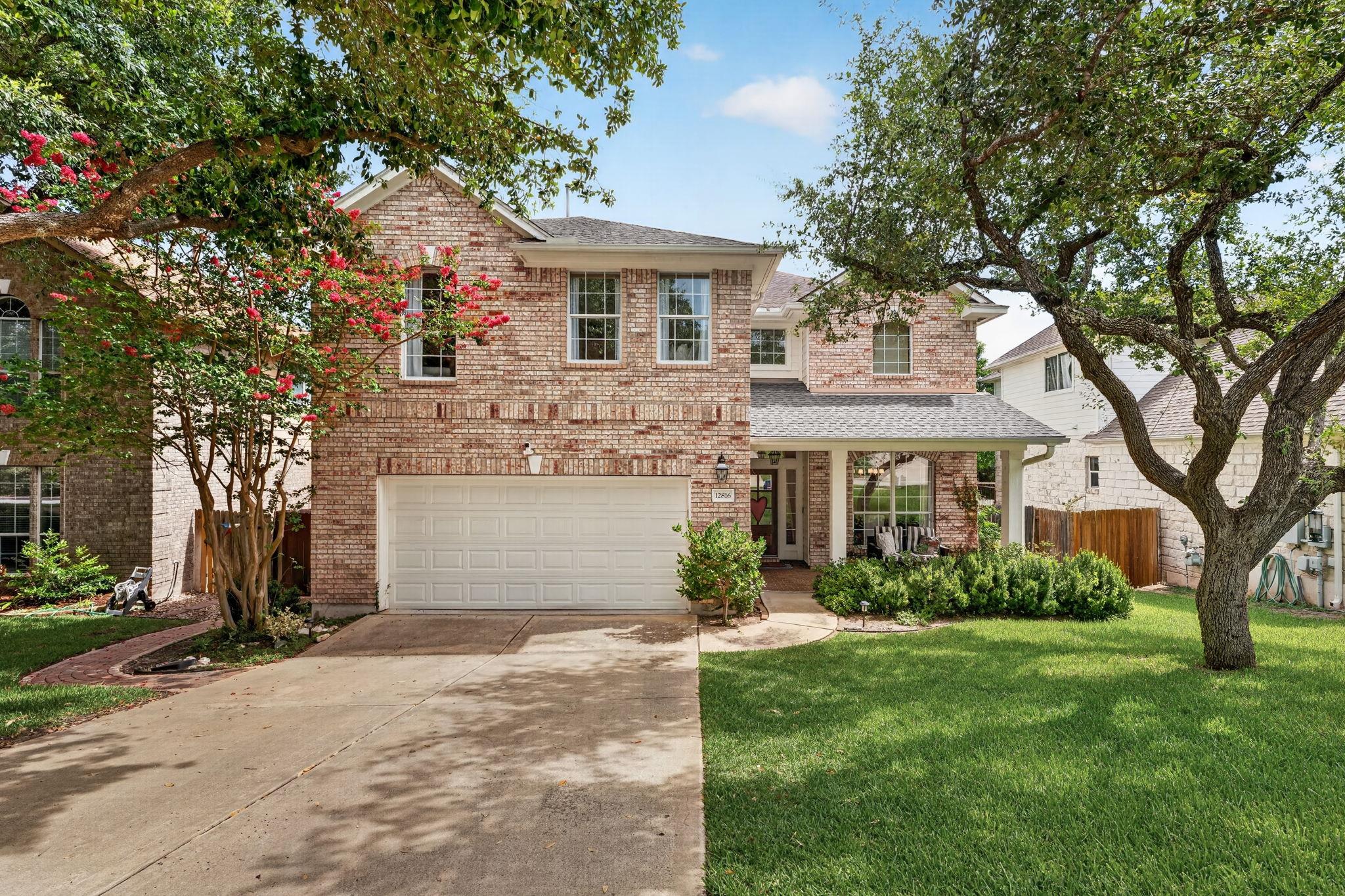 12816 Majestic Oaks DR